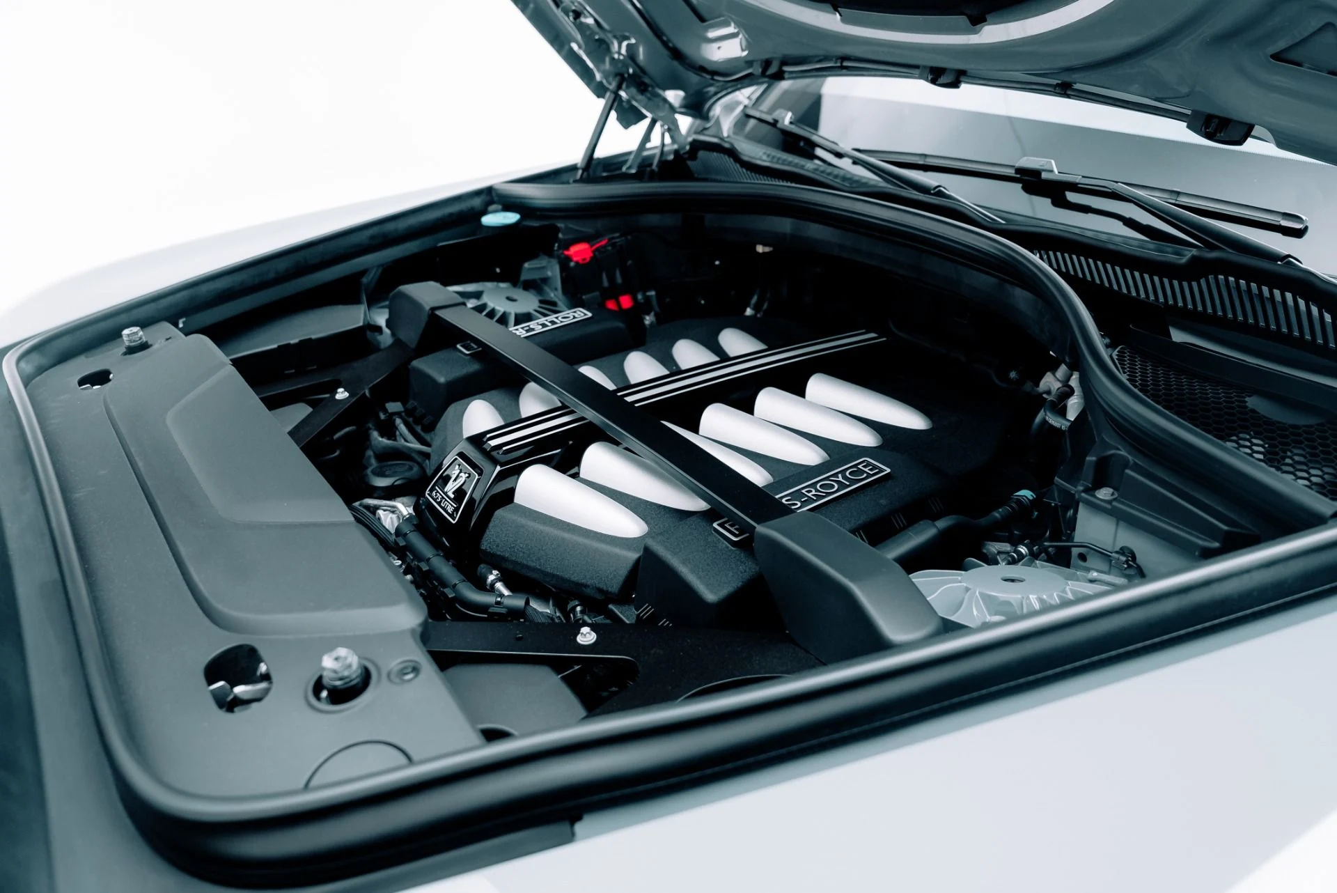 mph045_1403131202_Used_2020_Rolls_Royce_Cullinan_1764611759_6a505ee100