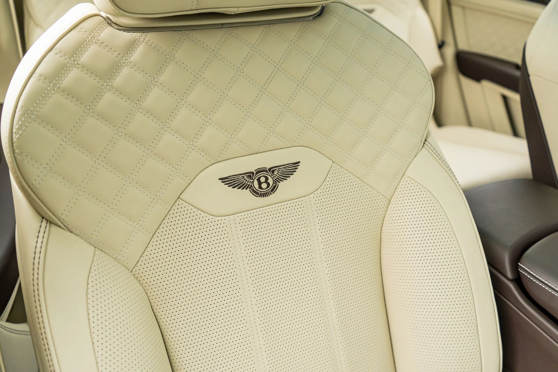 mph045_1406111842_518b1599_8e21_4735_92f8_fdf5174062d5_9d9a2706c3