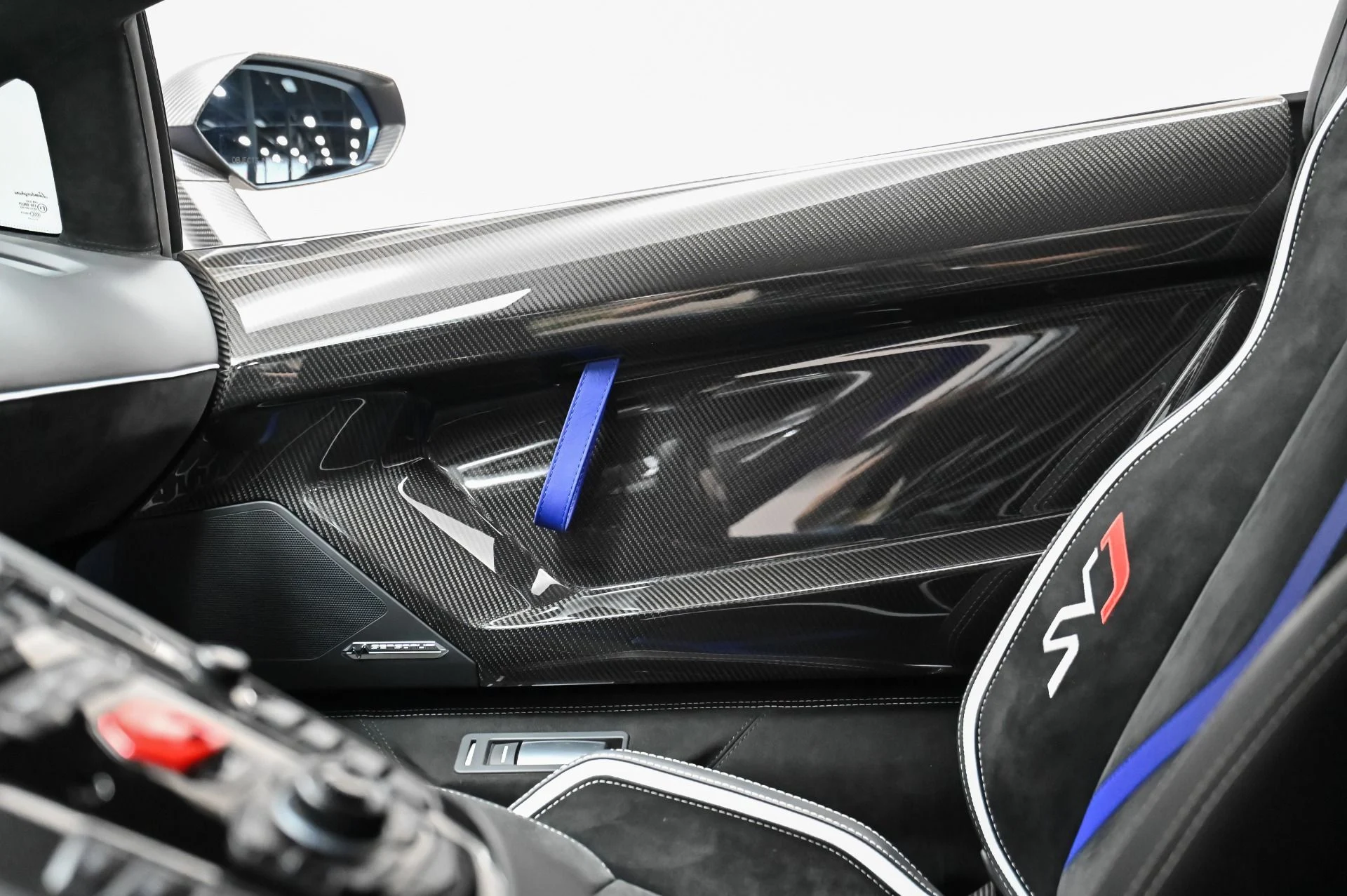 mph045_1408714102_Used_2019_Lamborghini_Aventador_SVJ_1760550459_132ca2b282