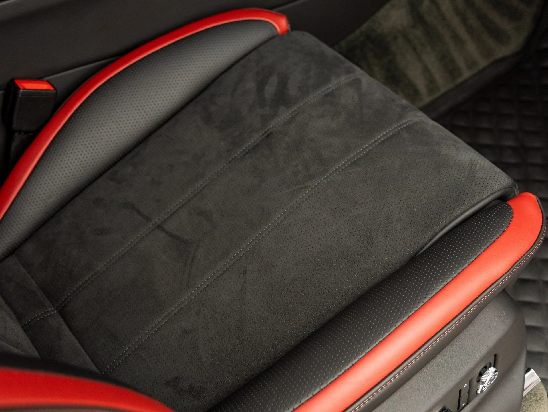 mph045_1410027431_46_427b984828