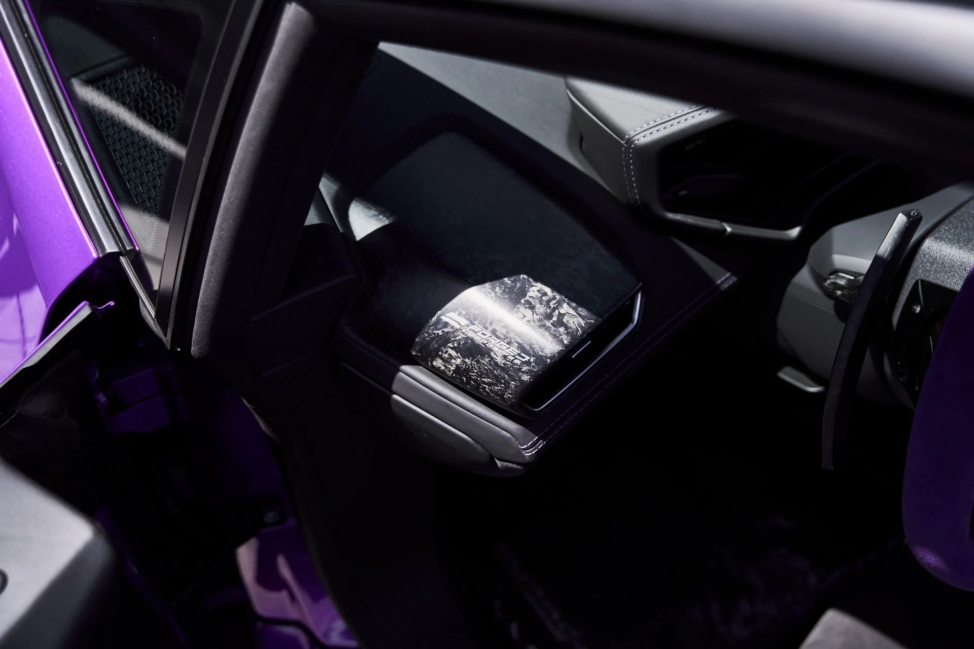 mph045_141148623_Used_2024_Lamborghini_Huracan_EVO_Base_1776733908_7aa7e8ea5f