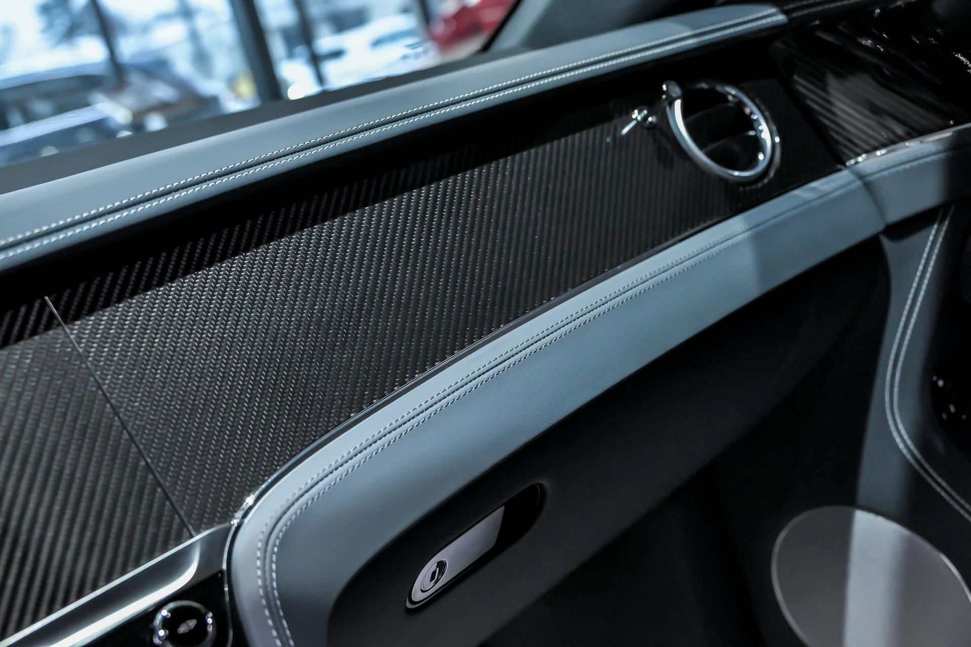 mph045_1430287251_Used_2024_Bentley_Continental_GT_V8_Coupe_1766137578_6f98458f77