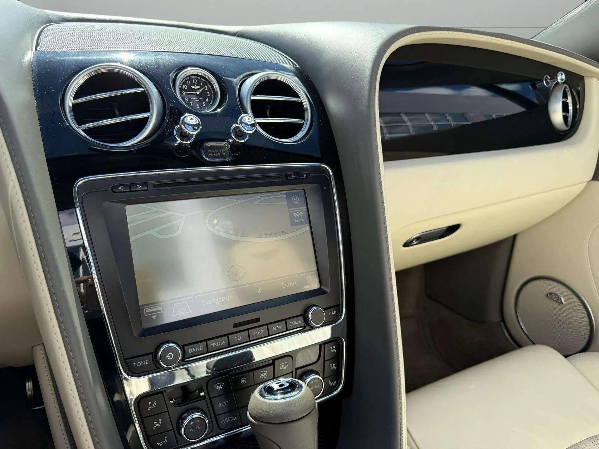 mph045_1434380791_dfbbdb8cafb74397a9c1b1c589a2949c_2c98ad23d5