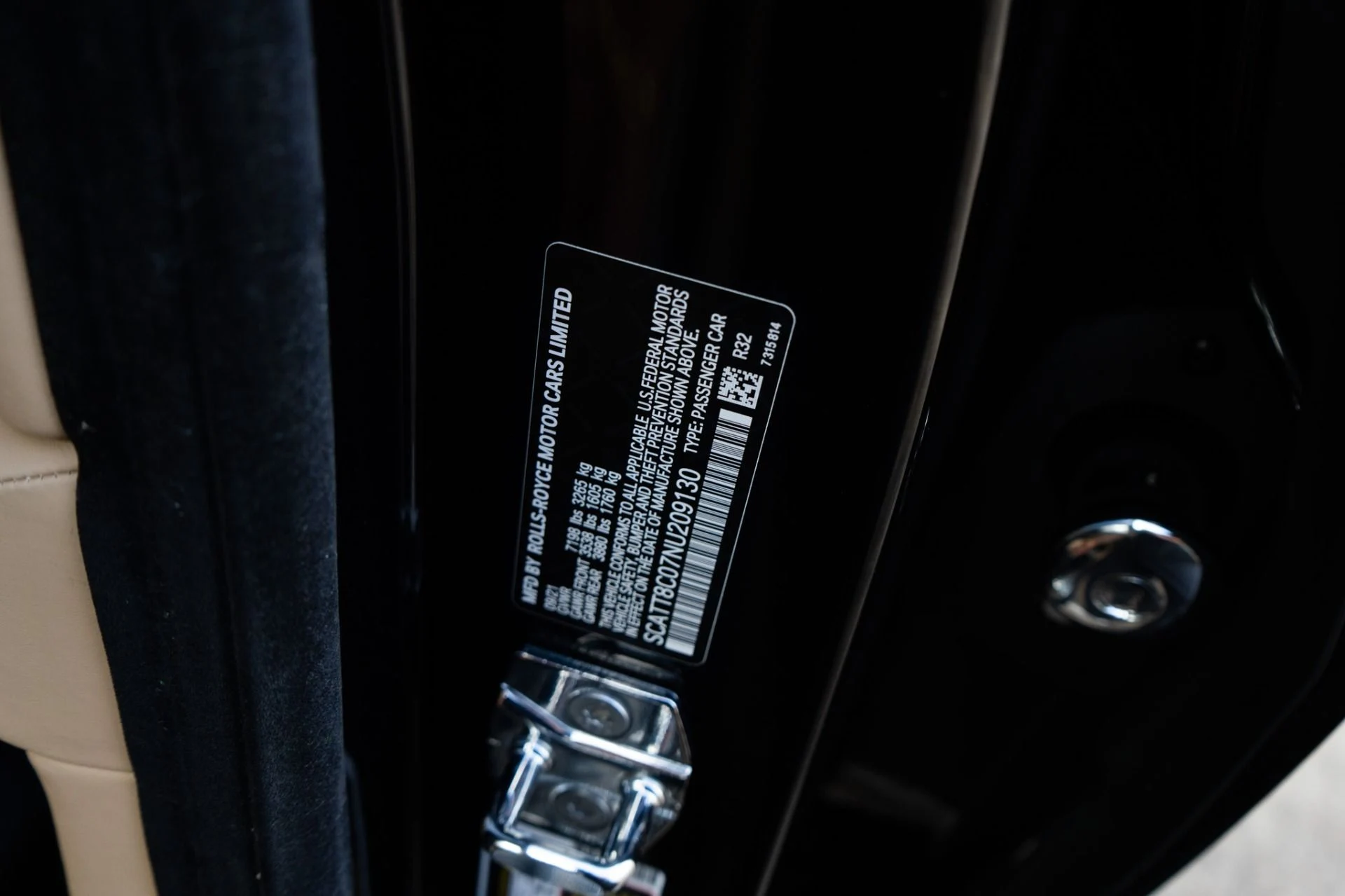 mph045_1434758744_Used_2022_Rolls_Royce_Phantom_EWB_1771455948_4b17a32d9a