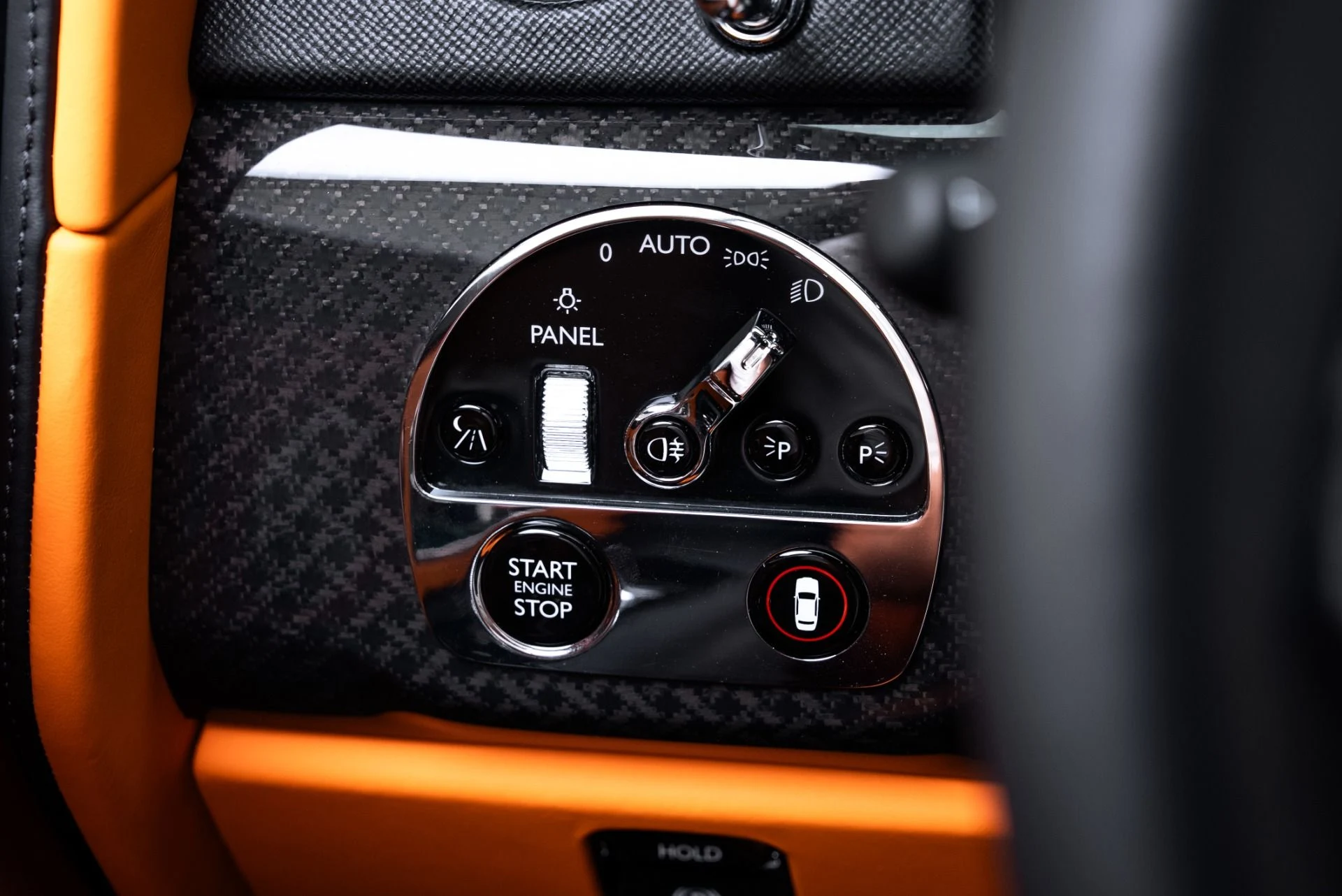 mph045_1436975068_Used_2023_Rolls_Royce_Black_Badge_Cullinan_1775515525_463980a54a