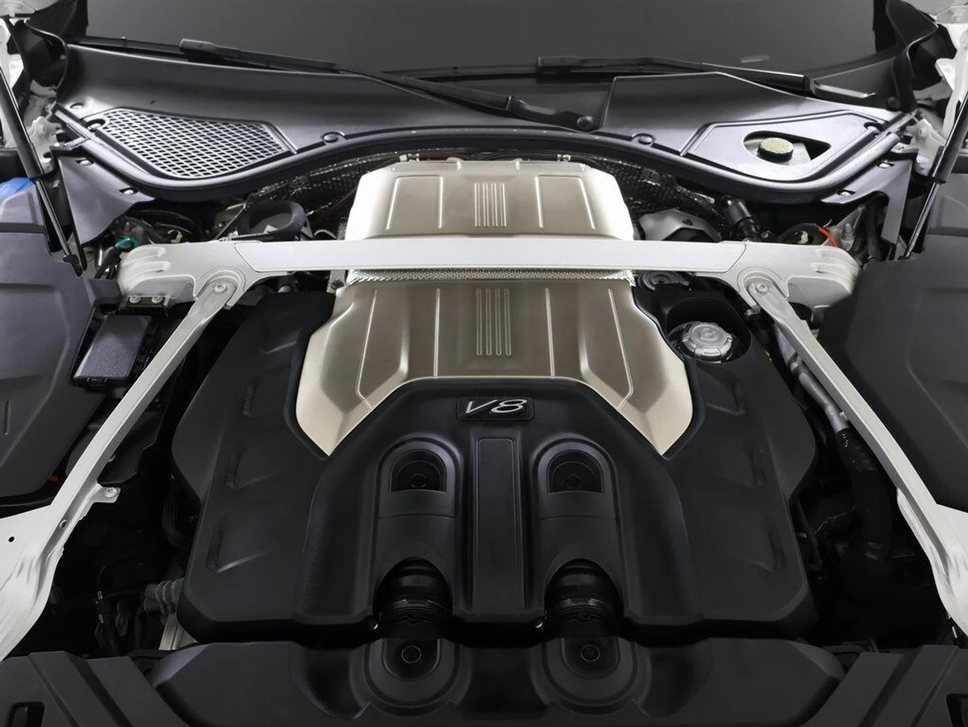 mph045_1493299898_1d53501dd2205253d068b47fb2235467x_e8131fc1b7