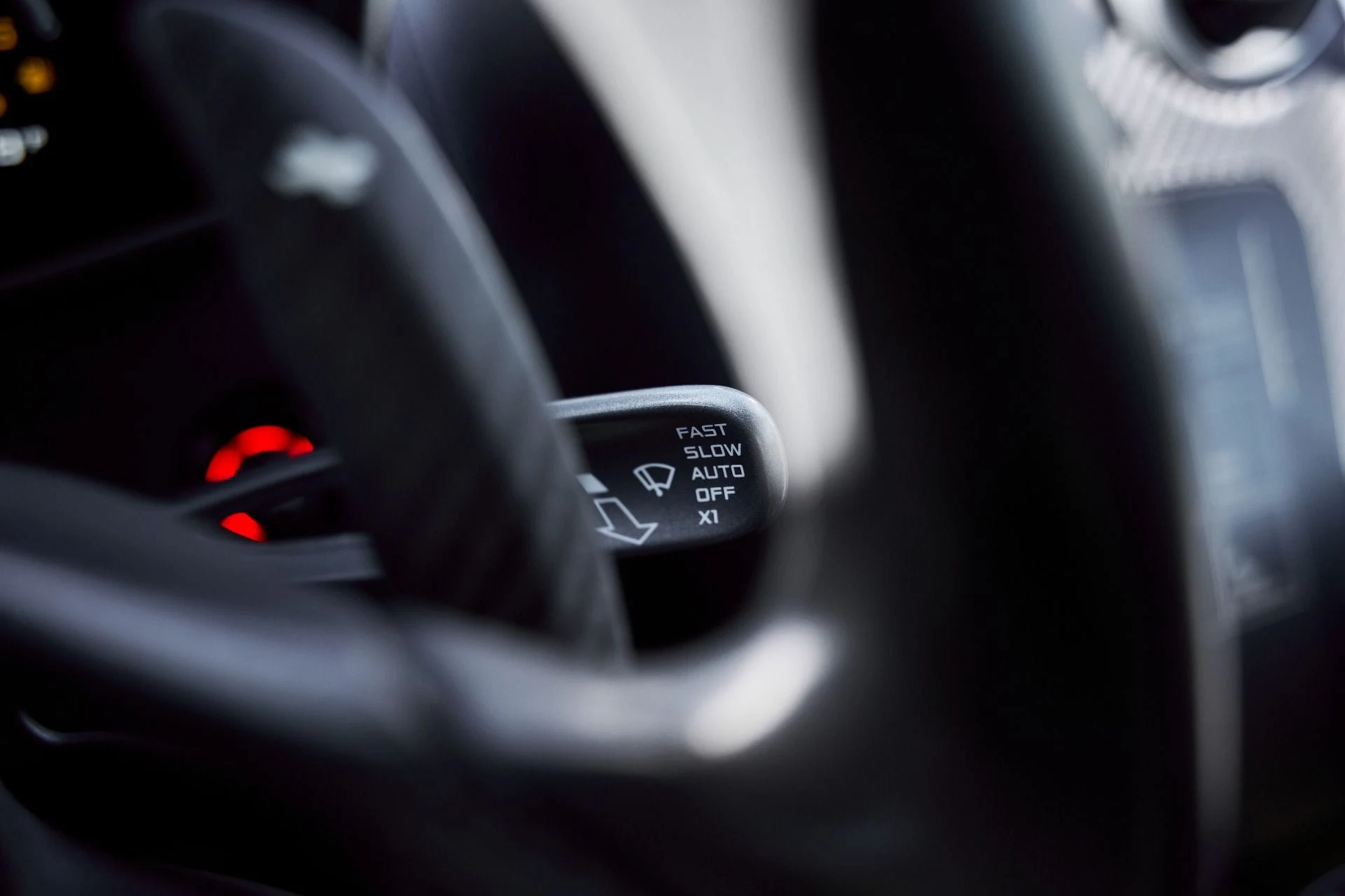 mph045_1507687586_Used_2019_Mc_Laren_600_LT_Base_1770430658_75a64a5c84