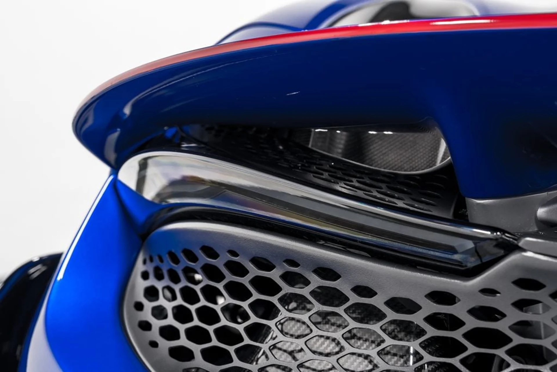 mph045_1509779574_79805c5e9fb20362f02e56f471df095bx_94b92e79af