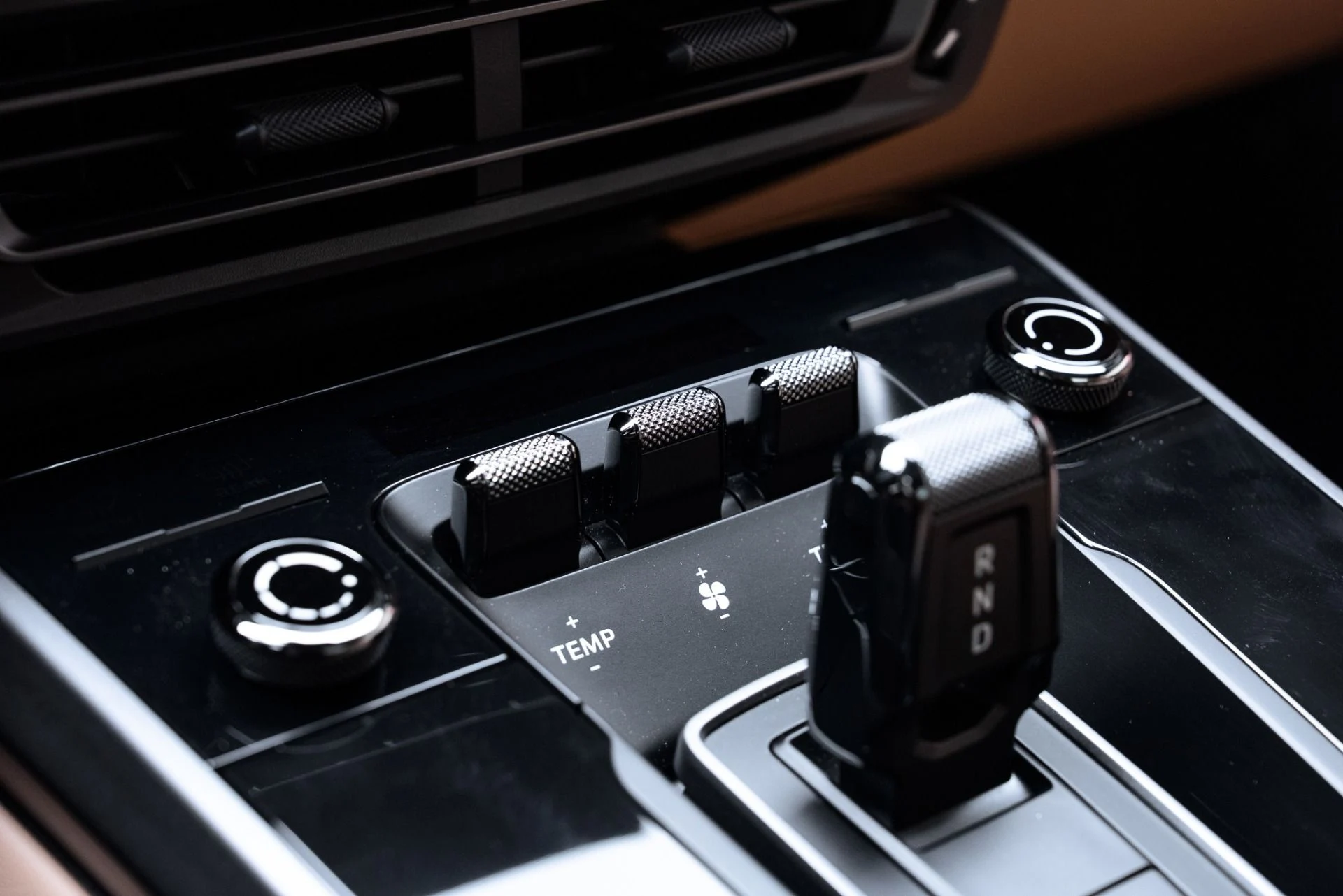 mph045_1536868526_Used_2021_Porsche_911_Carrera_S_1775865485_74e1c38a73