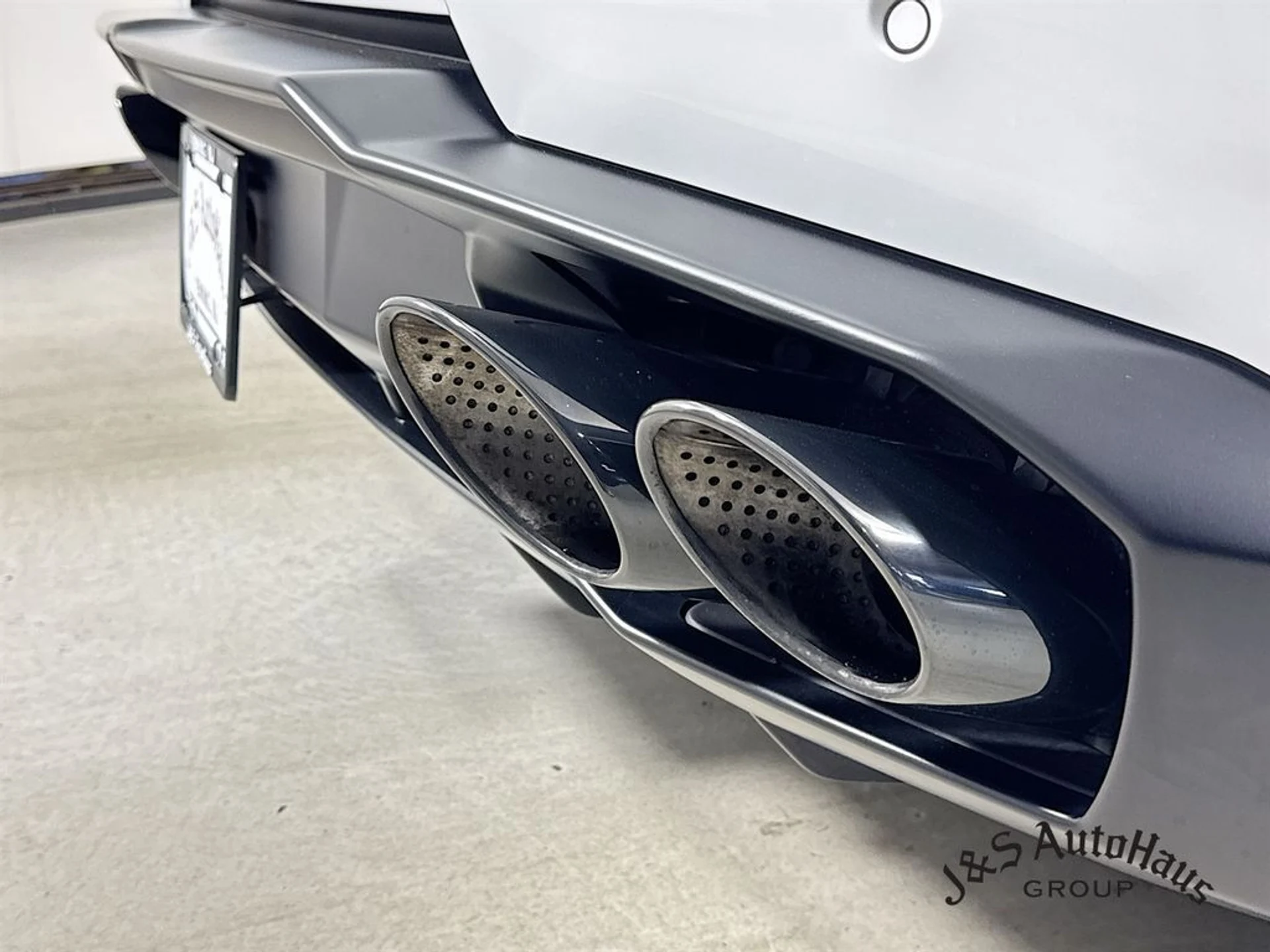 mph045_1540121872_l1fsy3b68052e06zvw0fh0h59yds_5f6ee7c105