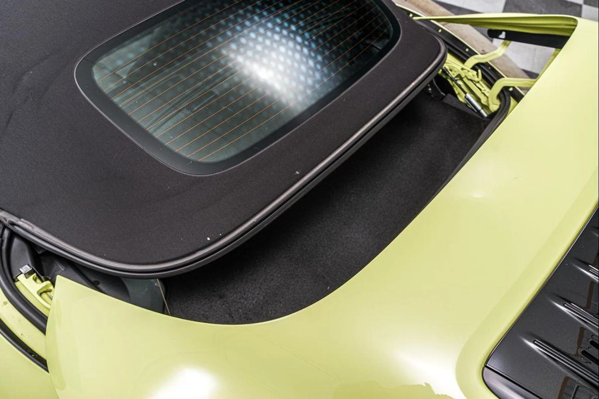 mph045_1540199171_q_O7hy_I_6_Rs_Jx_GX_8d_Lwds_V_Ml_BU_69df4b9605