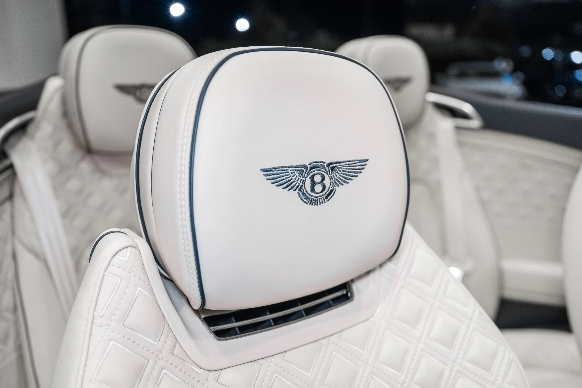 mph045_15441747_Used_2022_Bentley_Continental_GT_V8_1792760258_6d24e0fabf