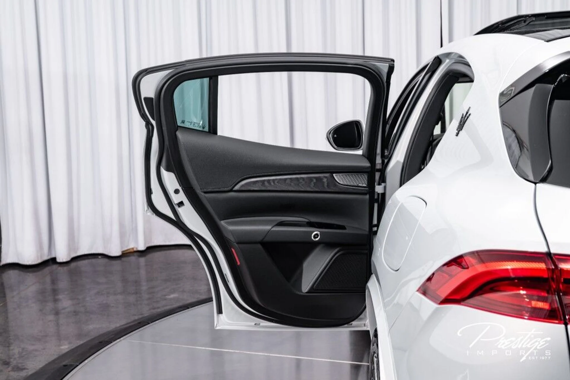 mph045_1555792611_922deb6436f7fa6061cfec8e6ac24cdf_0a13441fdd