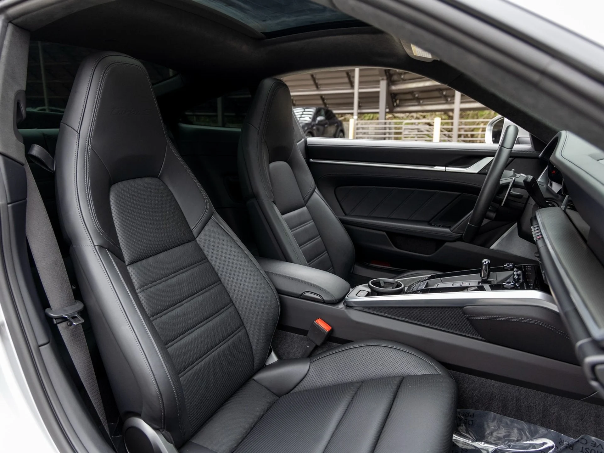 mph045_157800353_46_97e9caaefd