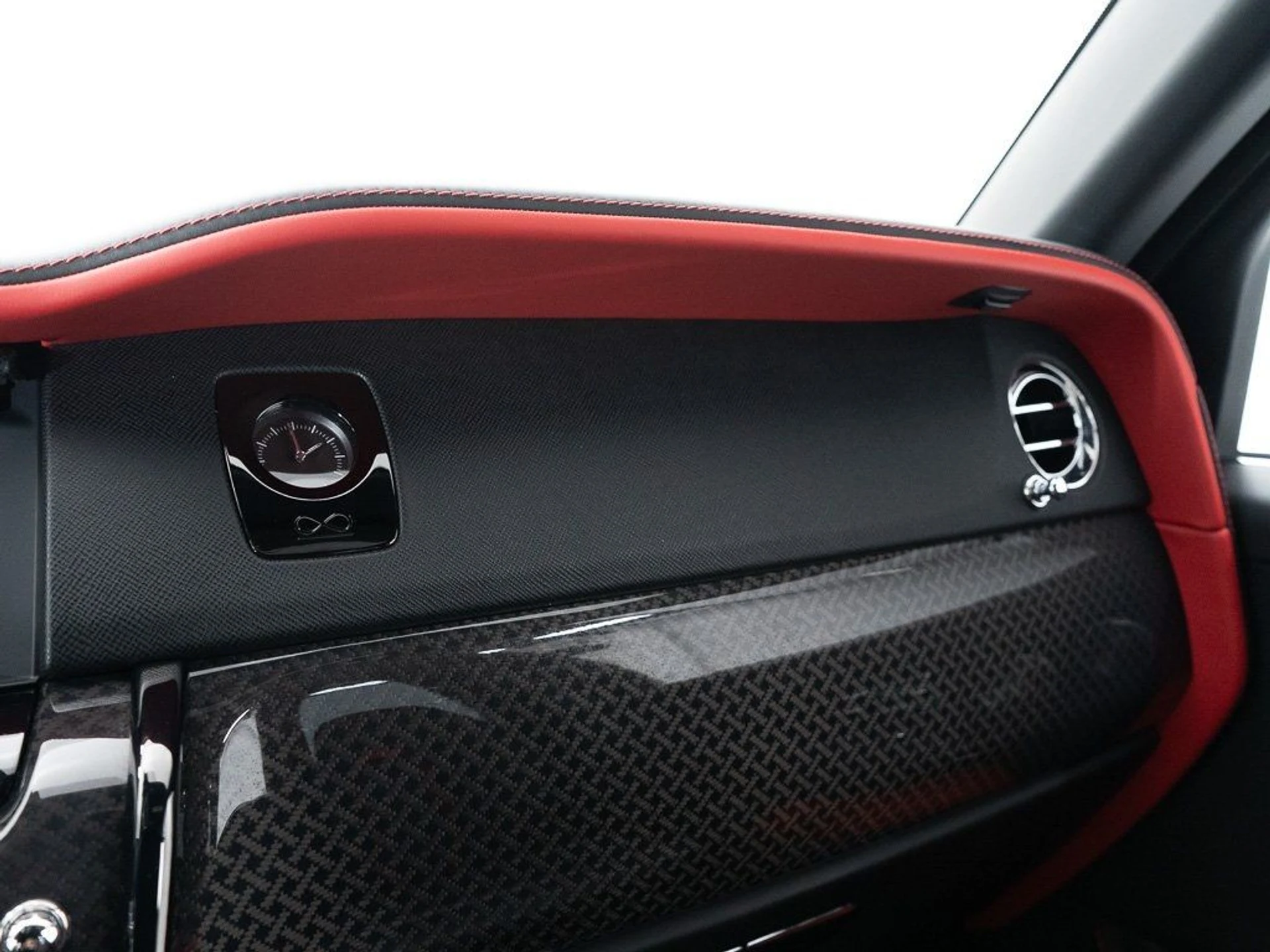 mph045_158768184_e4073416eede4c802955b11302ab5d42_5dcc321b55