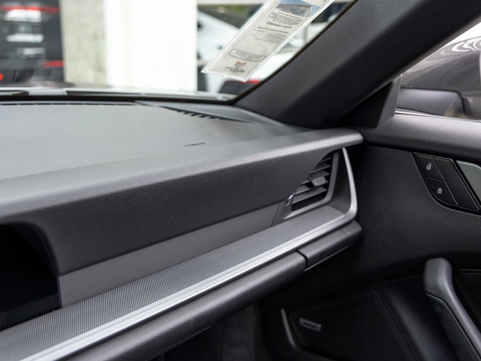 mph045_162647267_46_7e6c468e6c