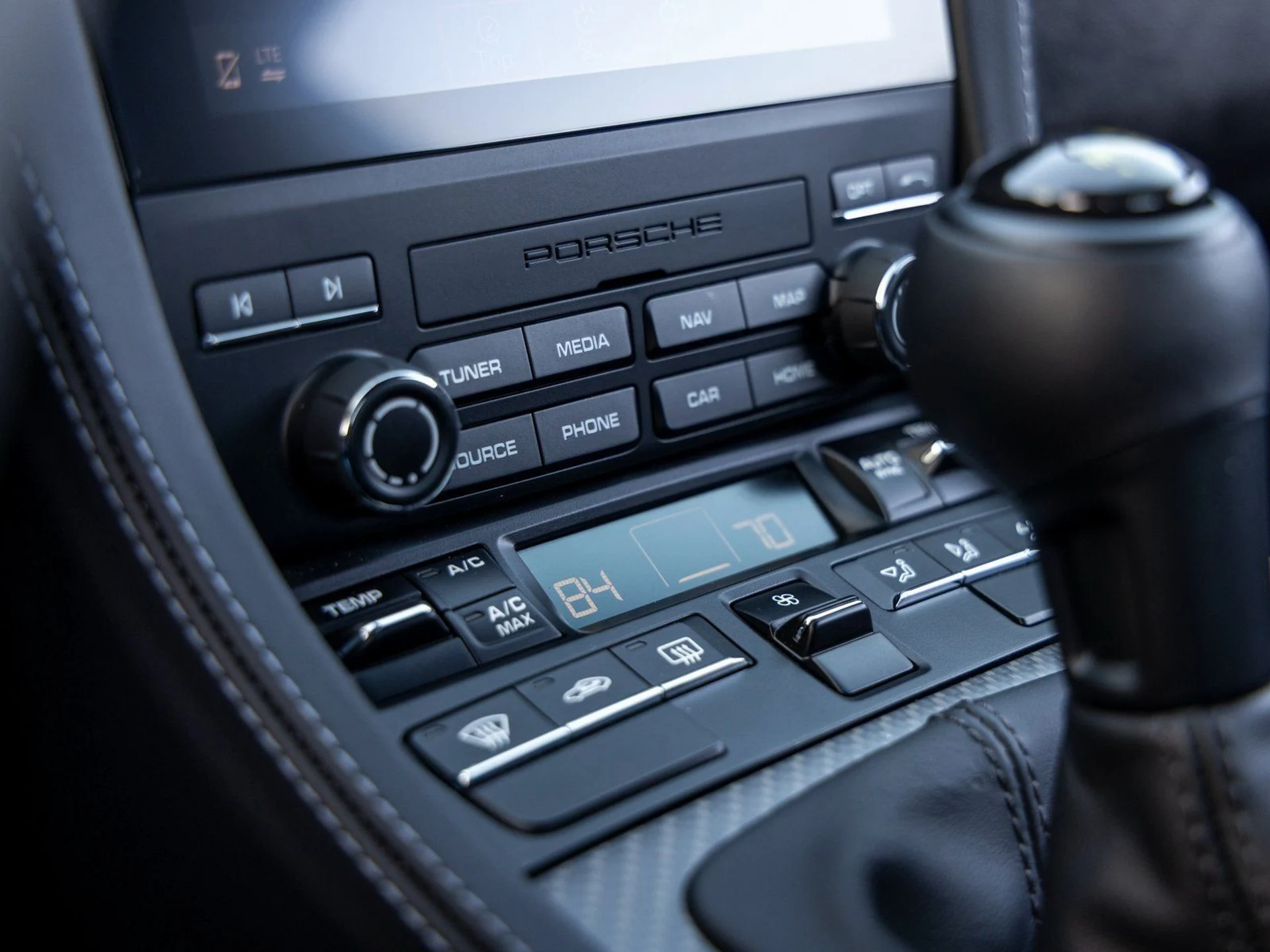 mph045_1639396094_46_2535df70a7