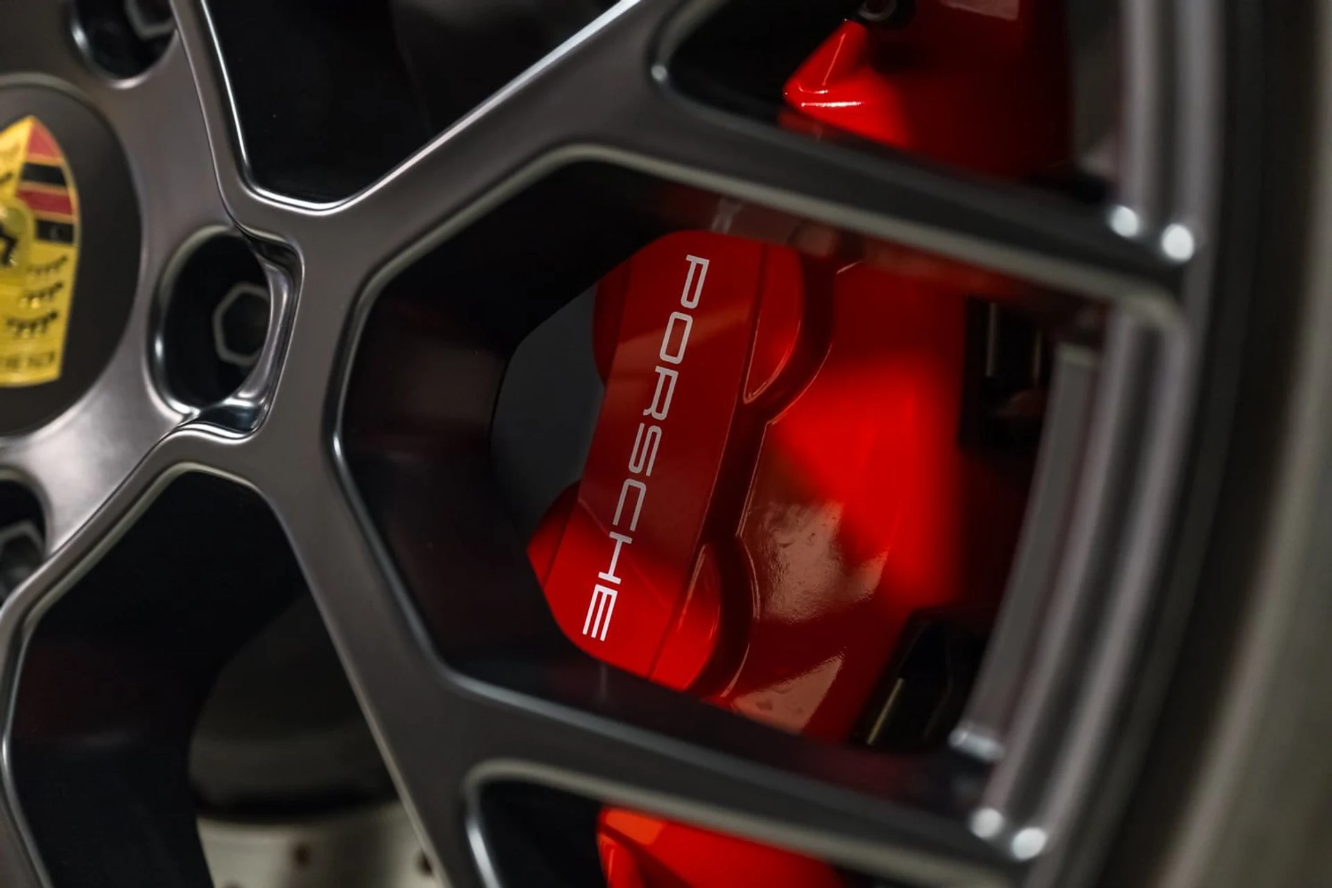 mph045_16413482_068b260bbffd4cc1831b9631c752c905_f2d2033830