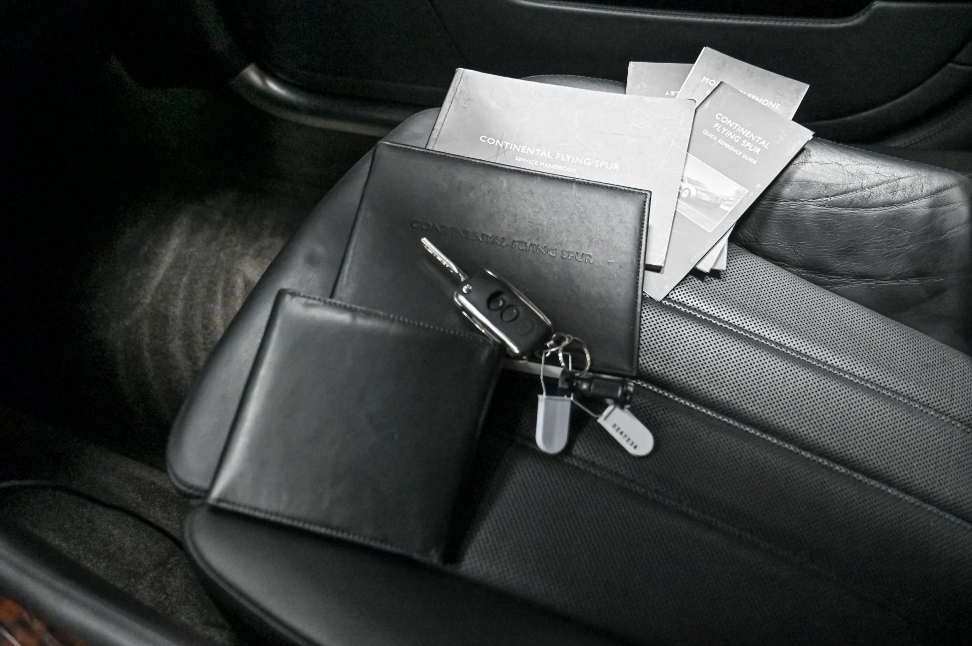 mph045_1652732821_Used_2006_Bentley_Continental_Flying_Spur_1753818651_ce8f0ba23c