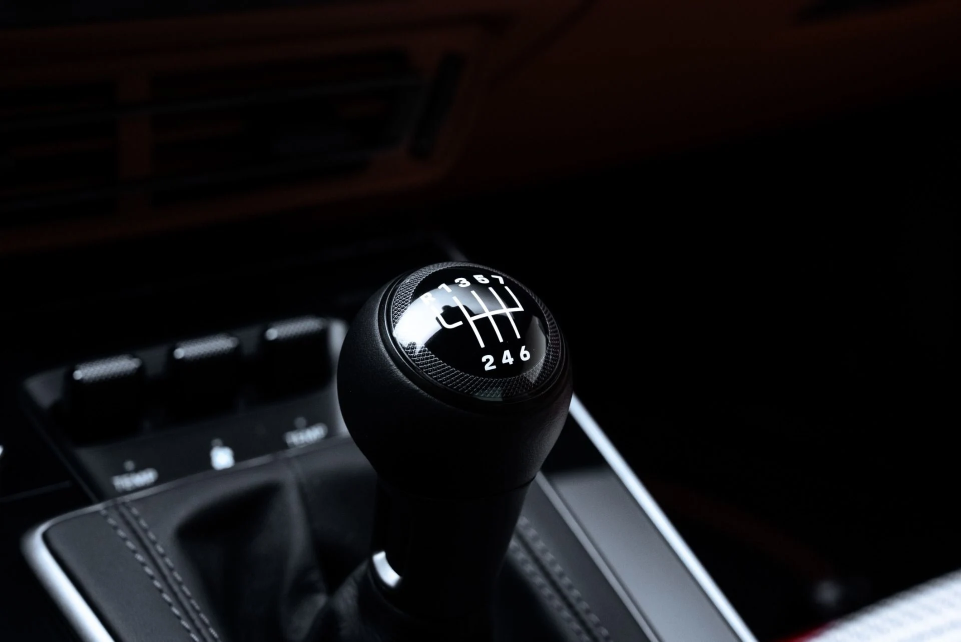 mph045_1655563303_Used_2023_Porsche_911_Sport_Classic_1774647065_47bd8c3a91