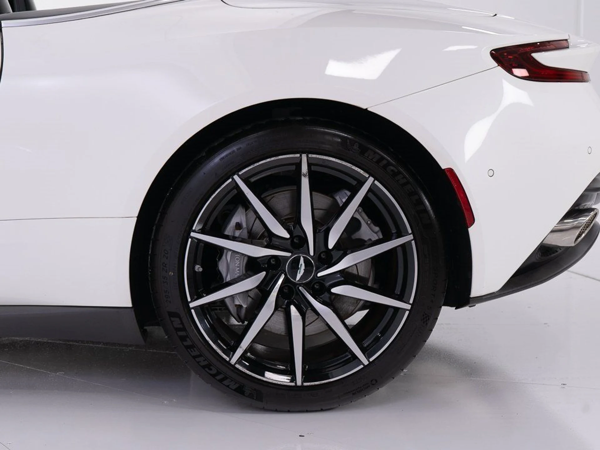 mph045_1668237426_b207915bbdf67009ace56b52098f7bdc_e0d31bf3c1