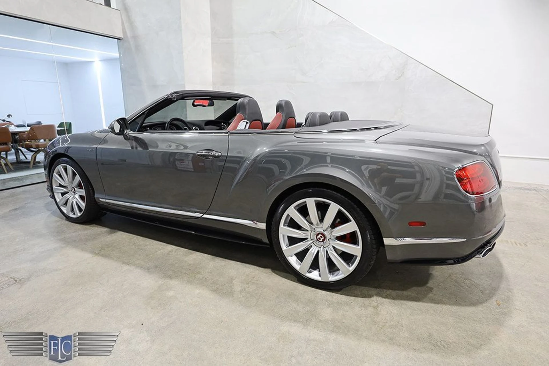 mph045_1676406753_used_2014_bentley_continental_gt_v8_s_2drconvertible_9689_22895037_46_1024_d36657e2a9