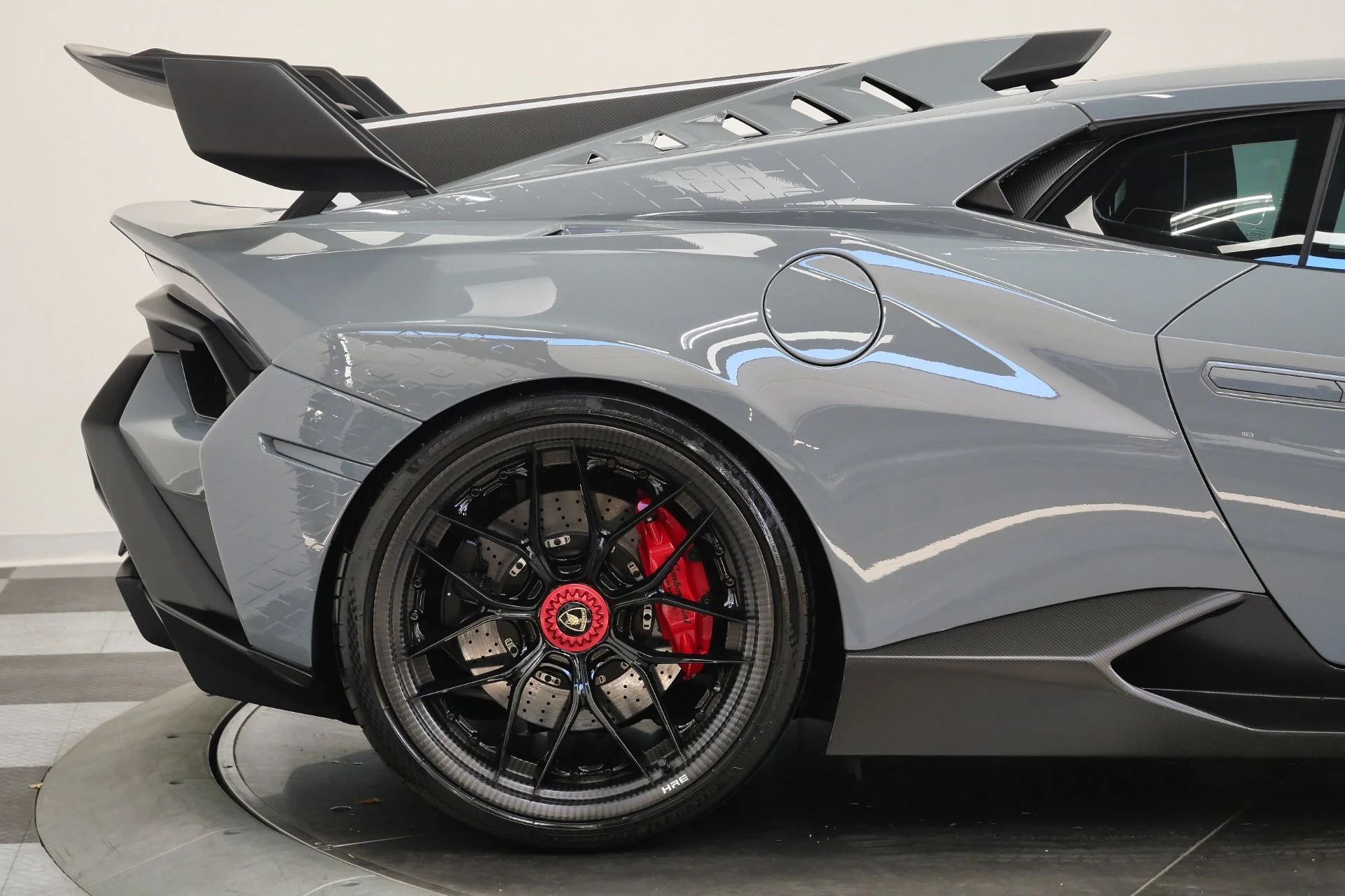 mph045_1698056021_Used_2022_Lamborghini_Huracan_STO_VF_Supercharger_HRE_Carbon_Fiber_Wheels_1784928599_a02a1c1918