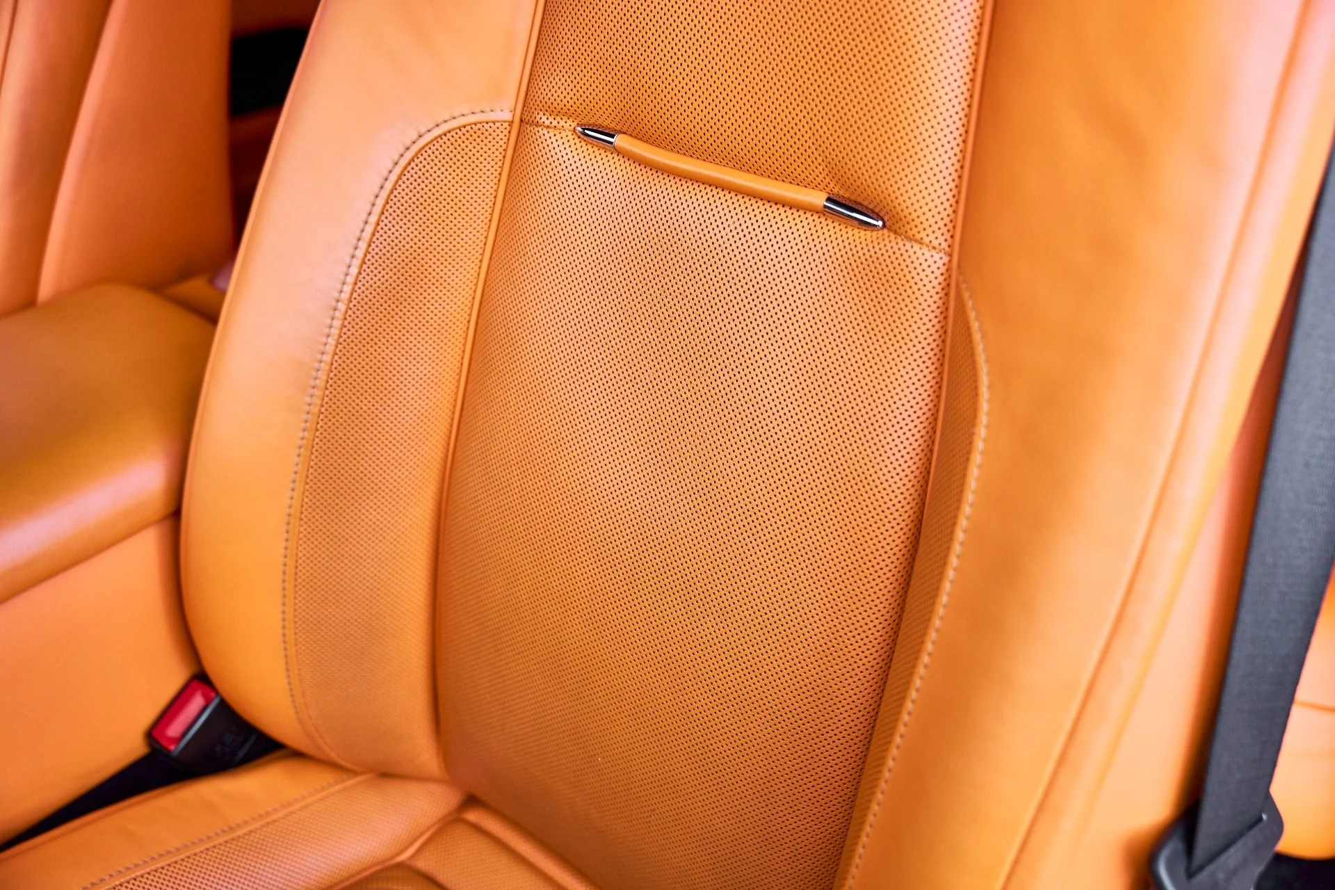 mph045_1701551009_Used_2019_Rolls_Royce_Wraith_Base_1772849659_9f639da0fd