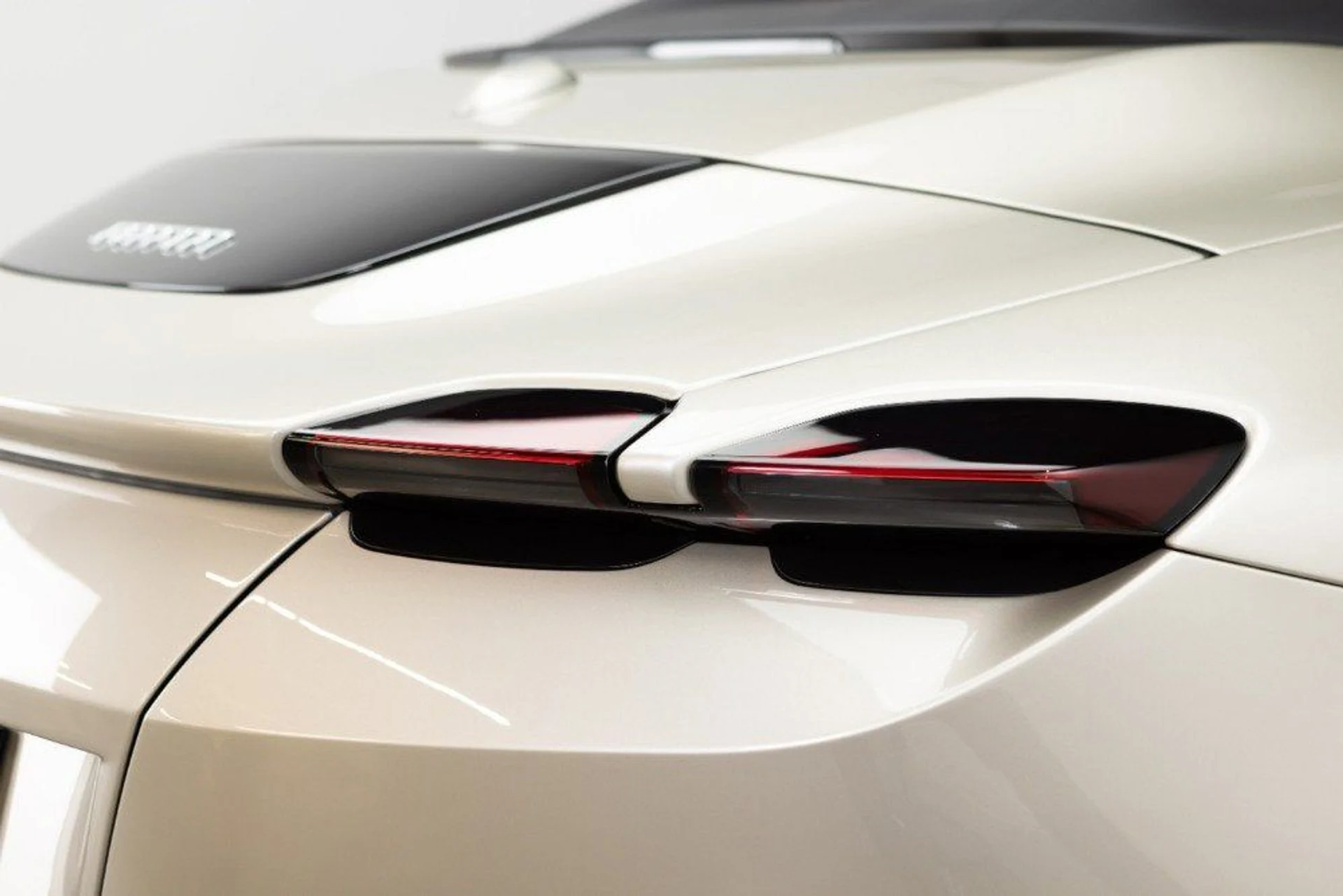 mph045_1789677761_5576f0c73c0146bab4bb3f15d0eaa708_711f19b24a