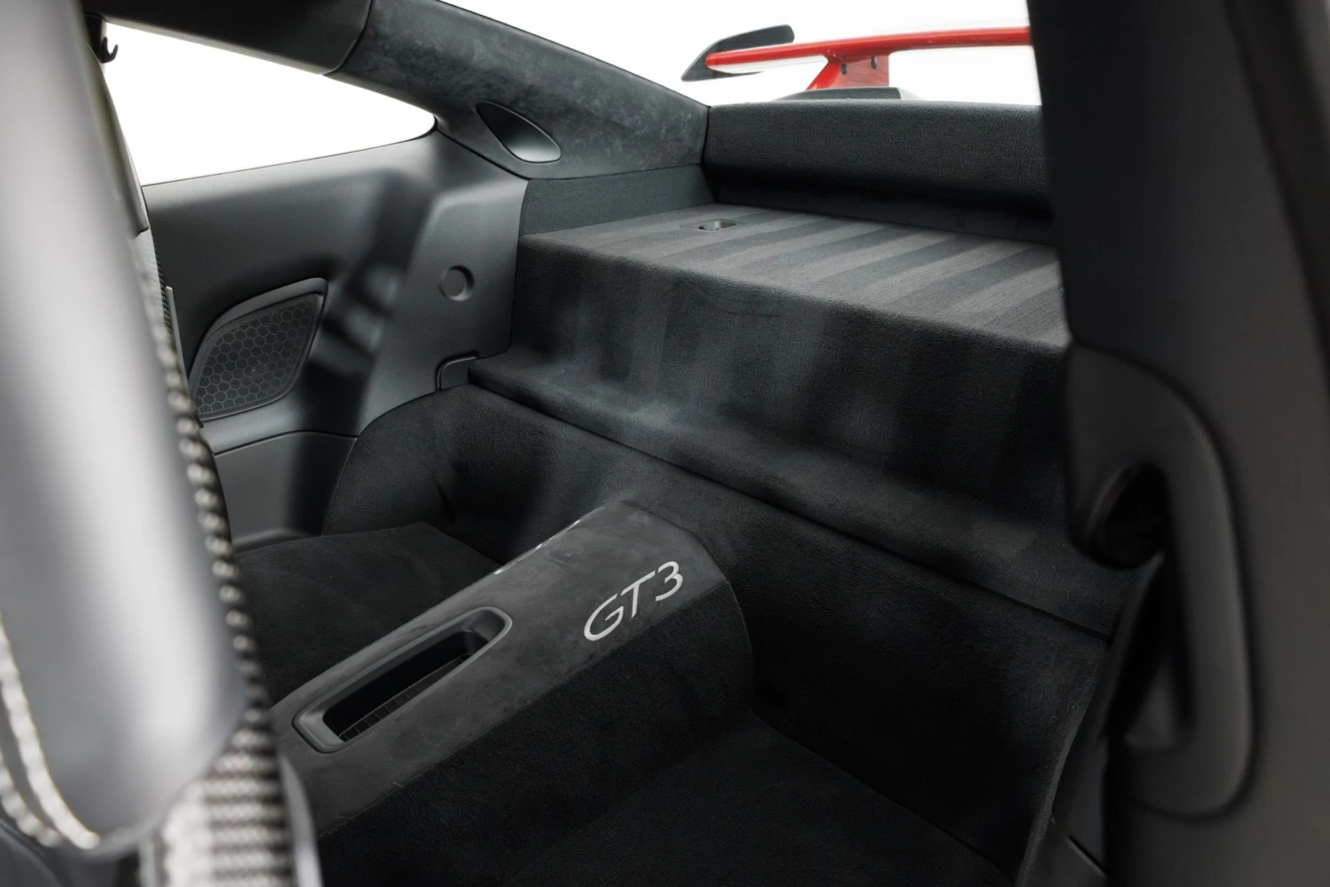 mph045_1798487349_Used_2018_Porsche_911_GT_3_1781113322_dafa6f8d1b