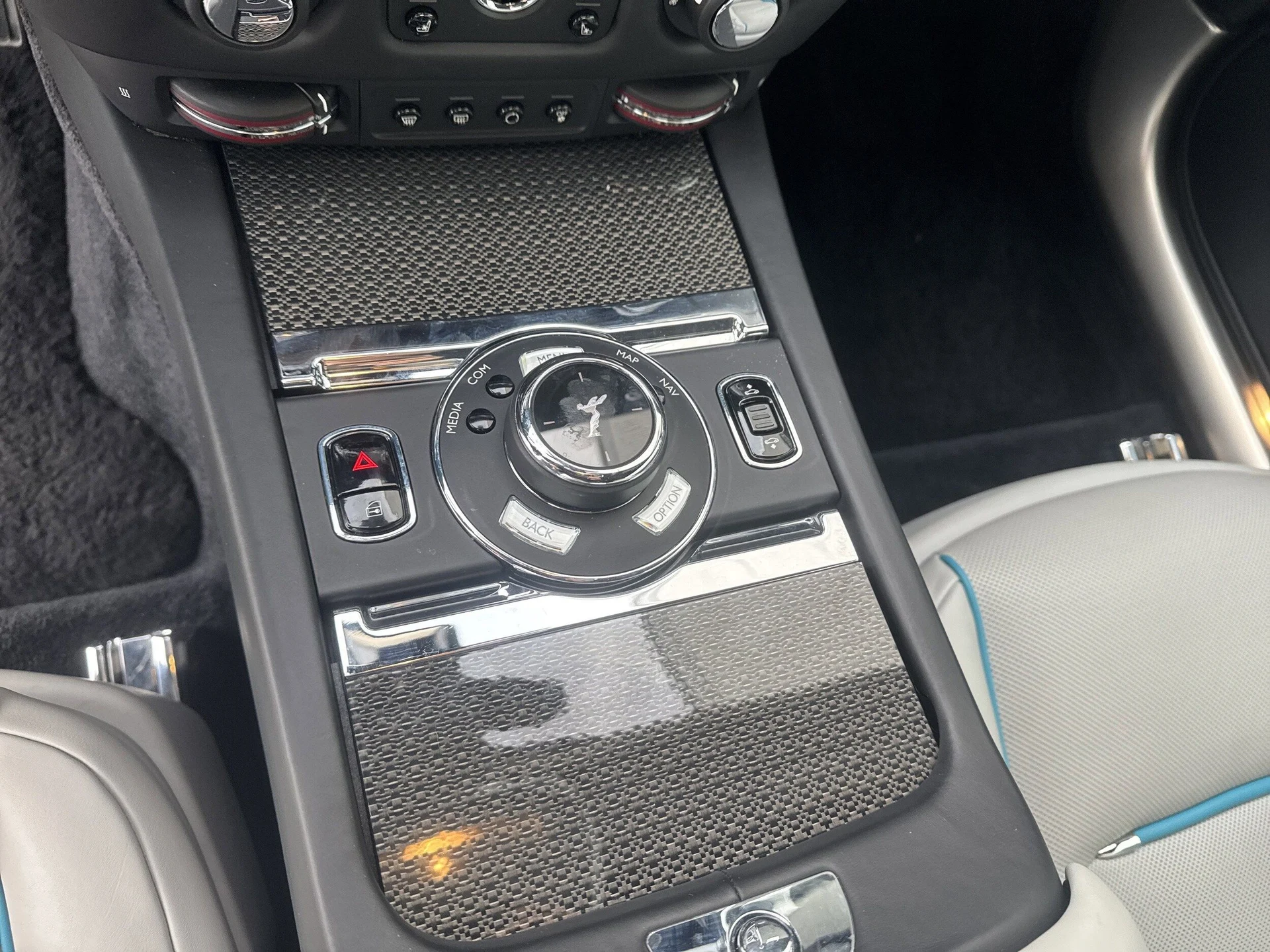 mph045_1798620345_ee7eba7f0f3b58fa34fae3a37e7ba327x_1c483c557b