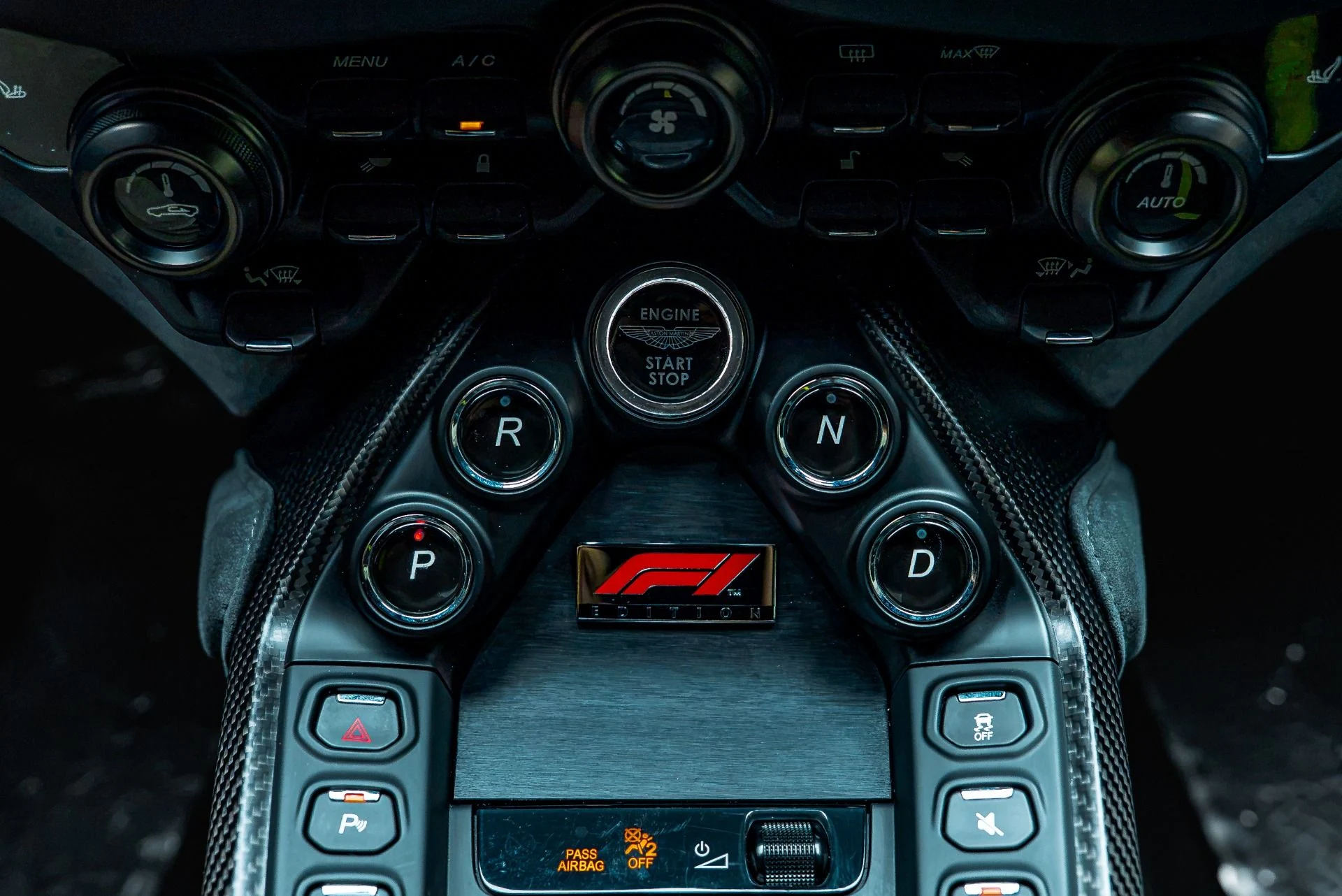 mph045_1799804964_Used_2023_Aston_Martin_Vantage_F1_Edition_1783661229_2267348c35