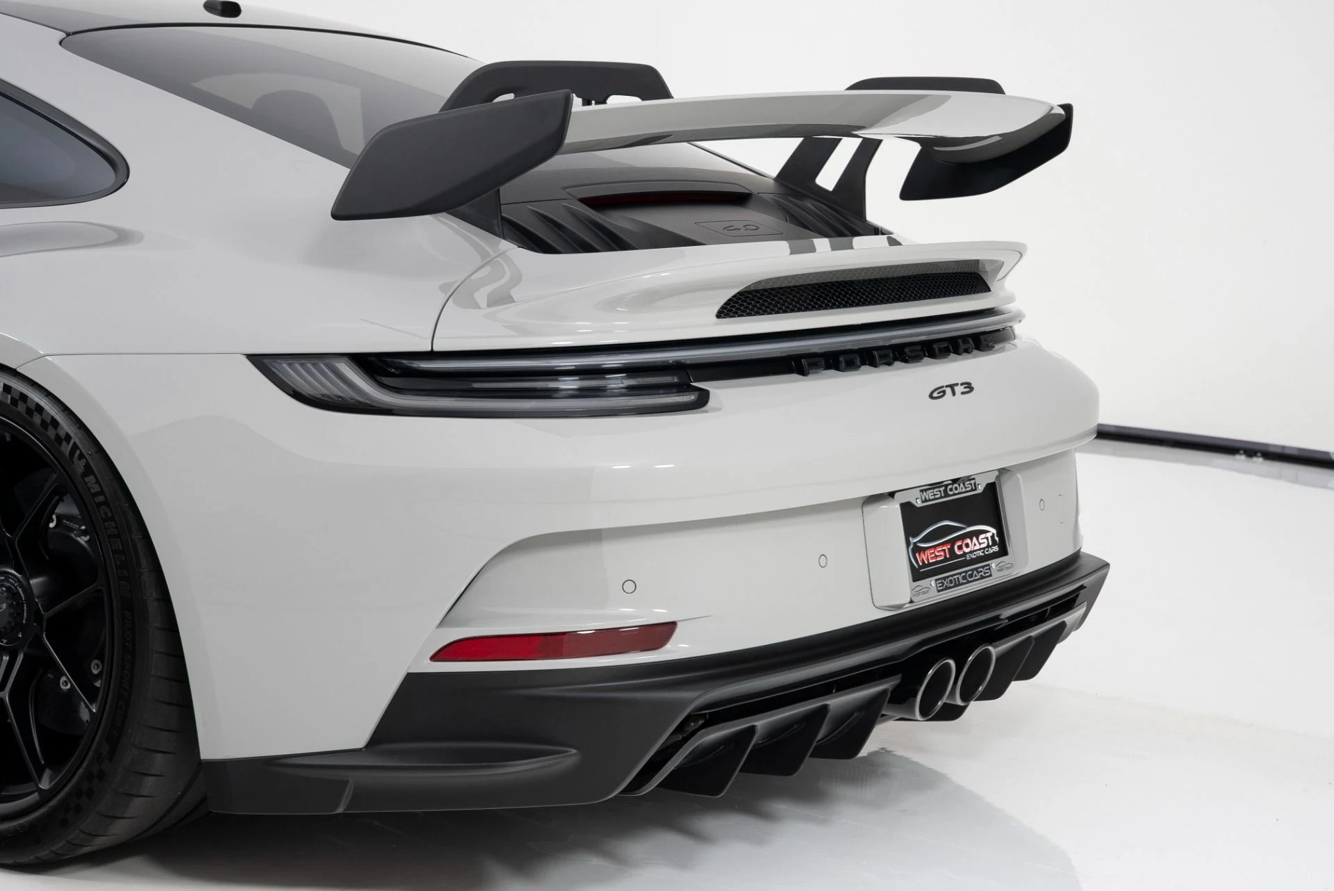 mph045_1814177863_Used_2022_Porsche_911_GT_3_1772126171_a7c1c9d387