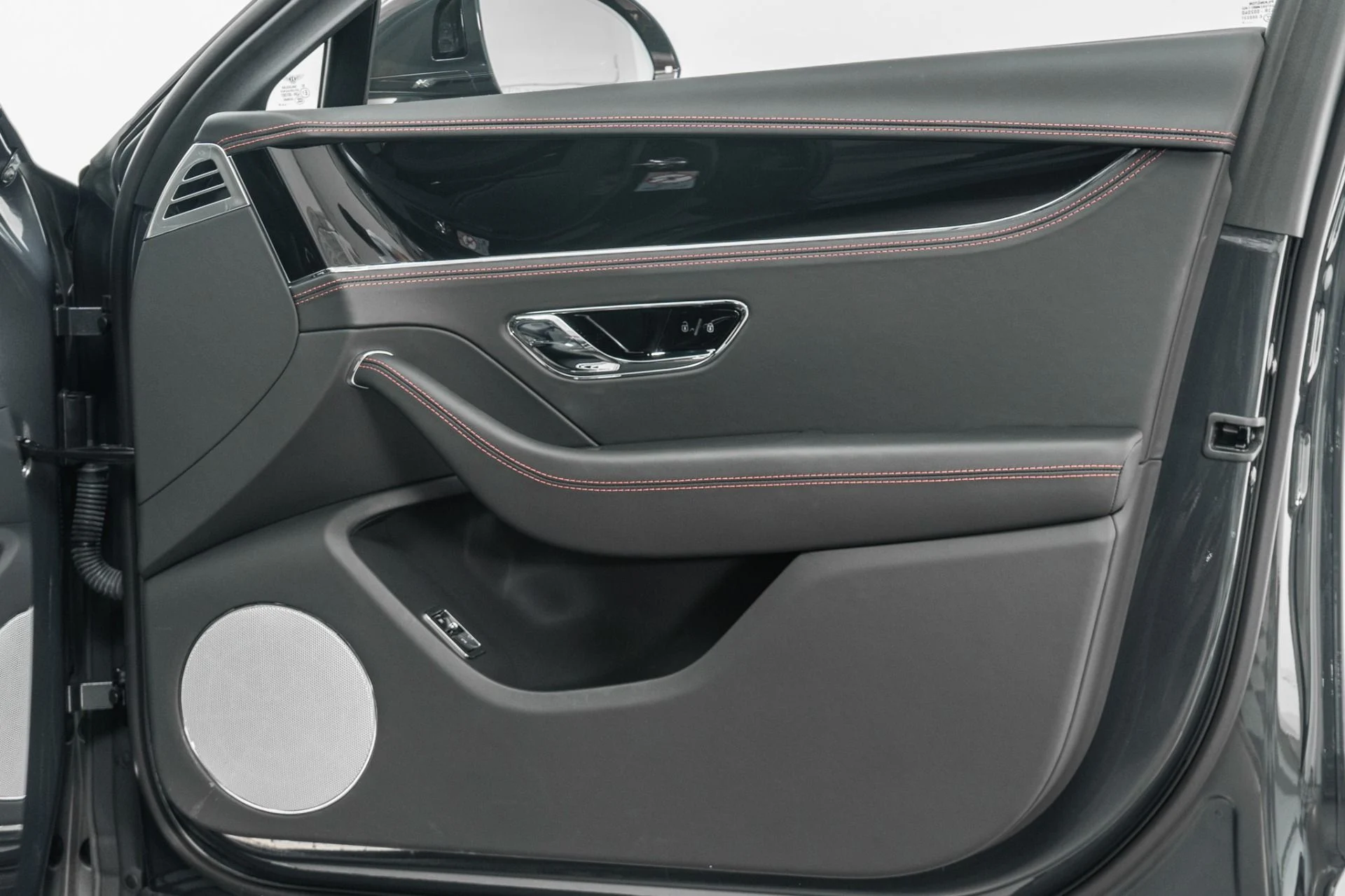 mph045_1817248618_Used_2024_Bentley_Flying_Spur_Edition_8_243_K_MSRP_Rotating_Display_Panoramic_Roof_1782501825_41e1c84a72