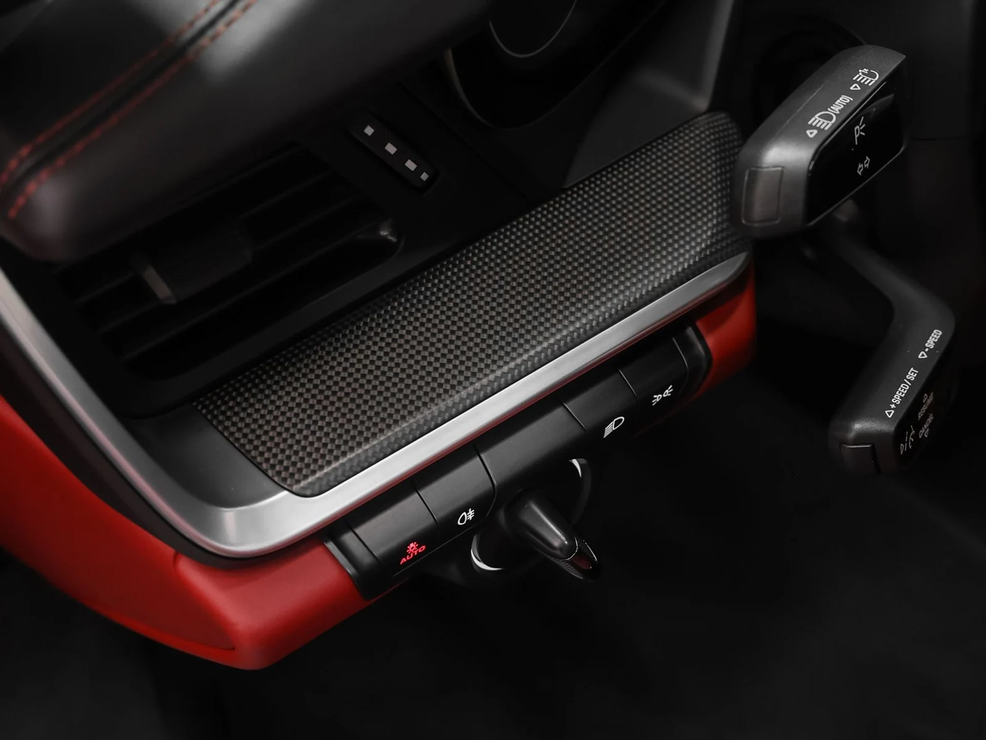 mph045_182124087_46_1051b75619