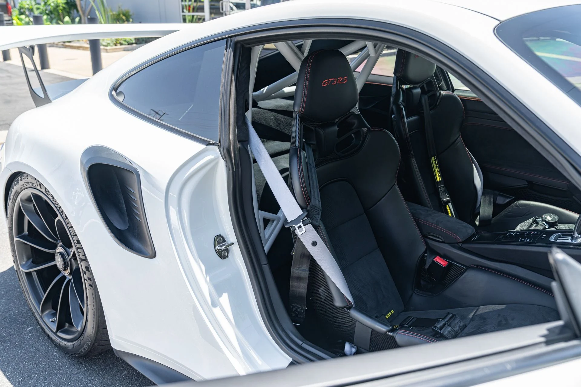 mph045_1826794571_Used_2019_Porsche_911_GT_3_RS_1754072615_99540b8dfd