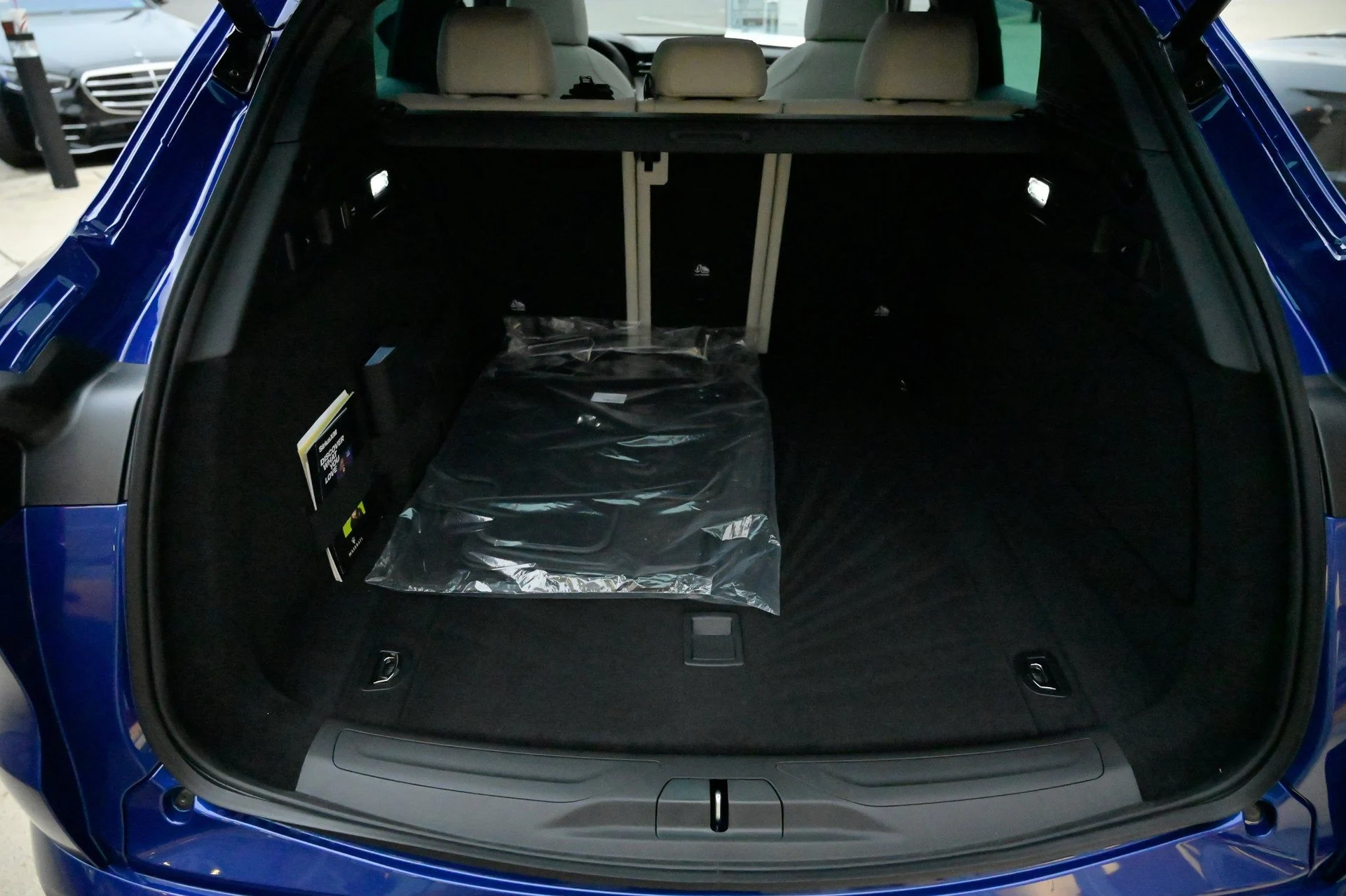 mph045_1837958541_73e4a137fa51403ab8856d42d32f7b53_c3a4fed627