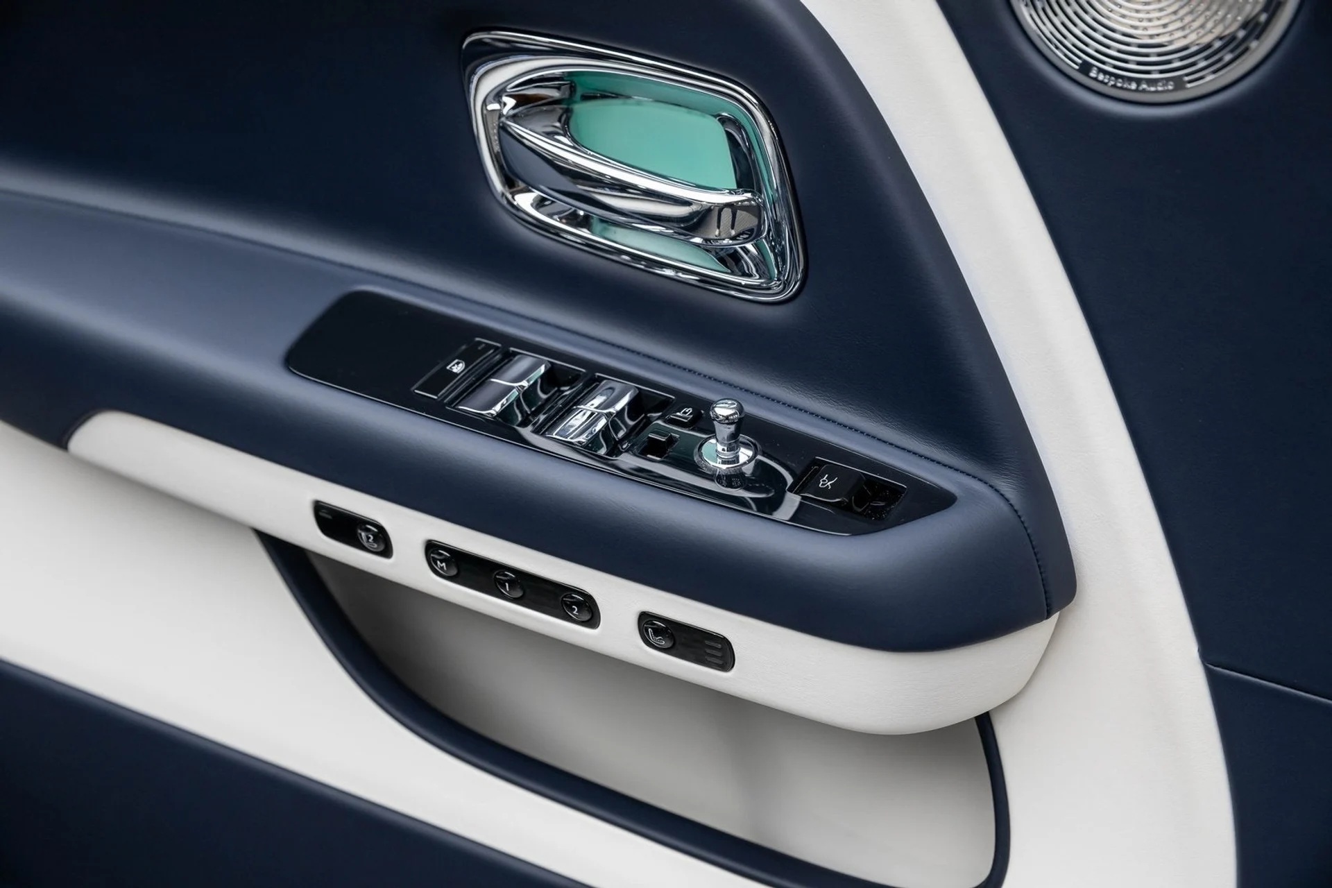 mph045_1843468120_46_757b8e8b4c