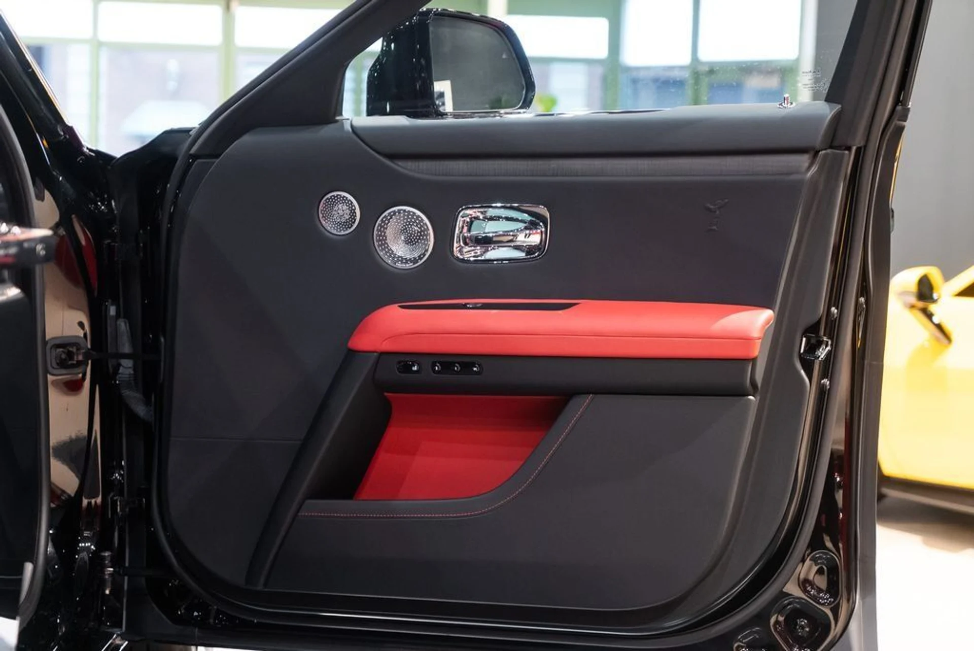 mph045_188964300_67f0bd9a9f29419bf005359e6afbac23_05aaec3c47