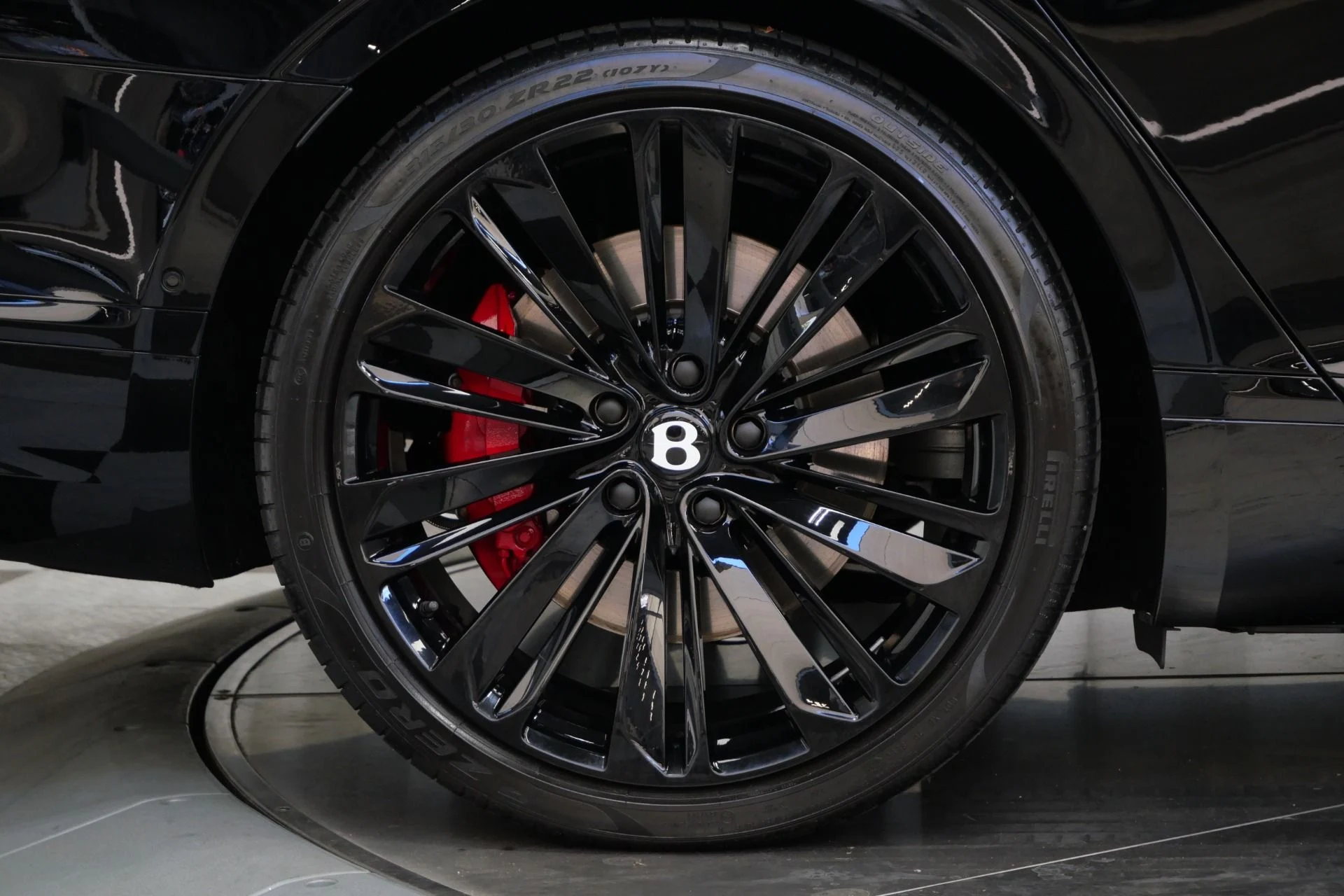 mph045_1896535168_Used_2024_Bentley_Flying_Spur_Speed_Edition_12_1757008708_8d219ea03a