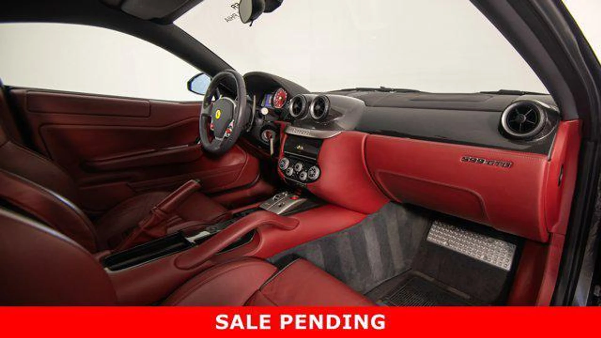 mph045_190807362_Uce9_RJ_1_Avkuz_Quau_AH_Ck_GOE_0nh4_cea55f7e0f