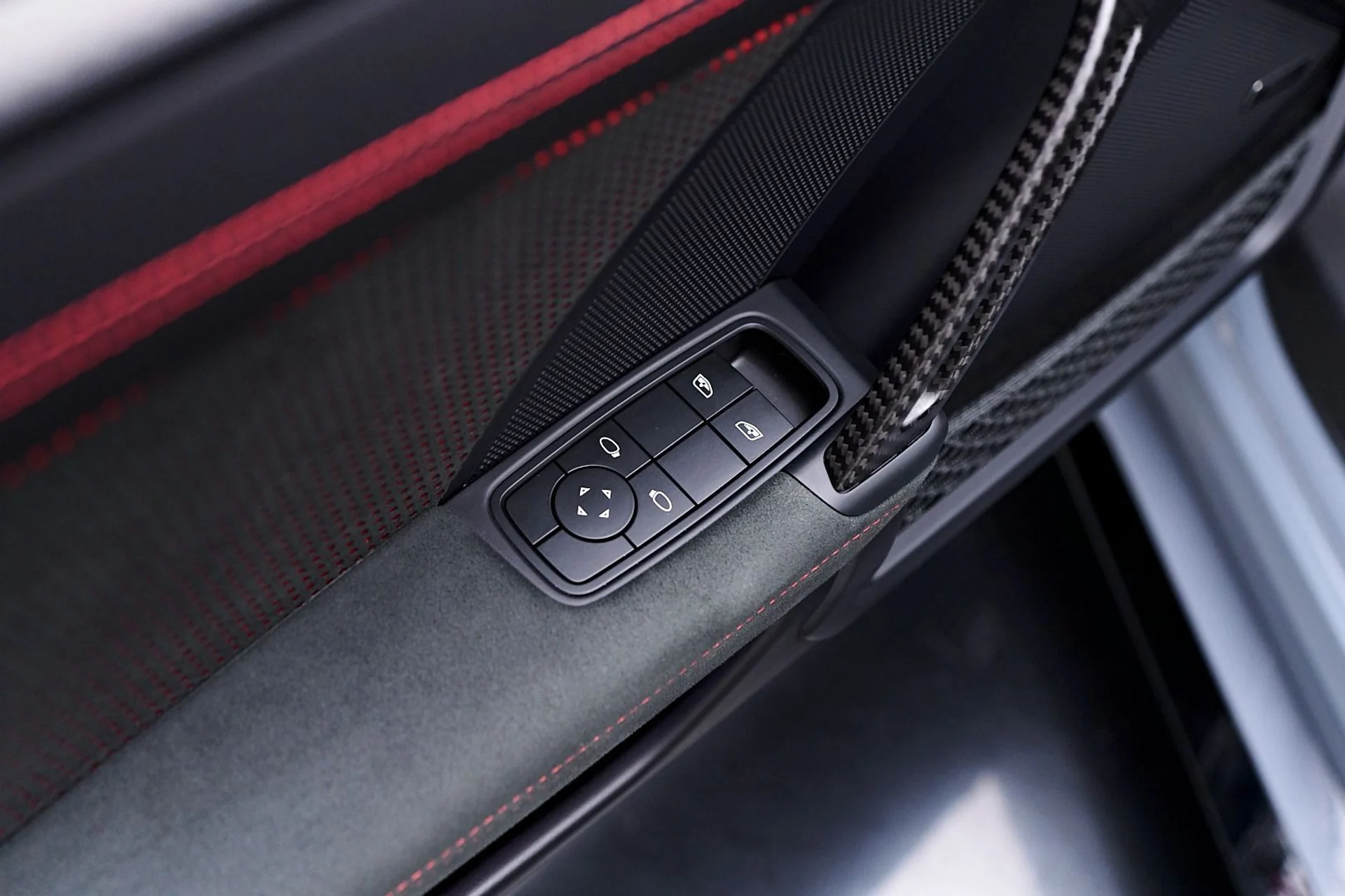 mph045_1911252872_Used_2024_Porsche_911_GT_3_RS_1740854858_03c2d006f3