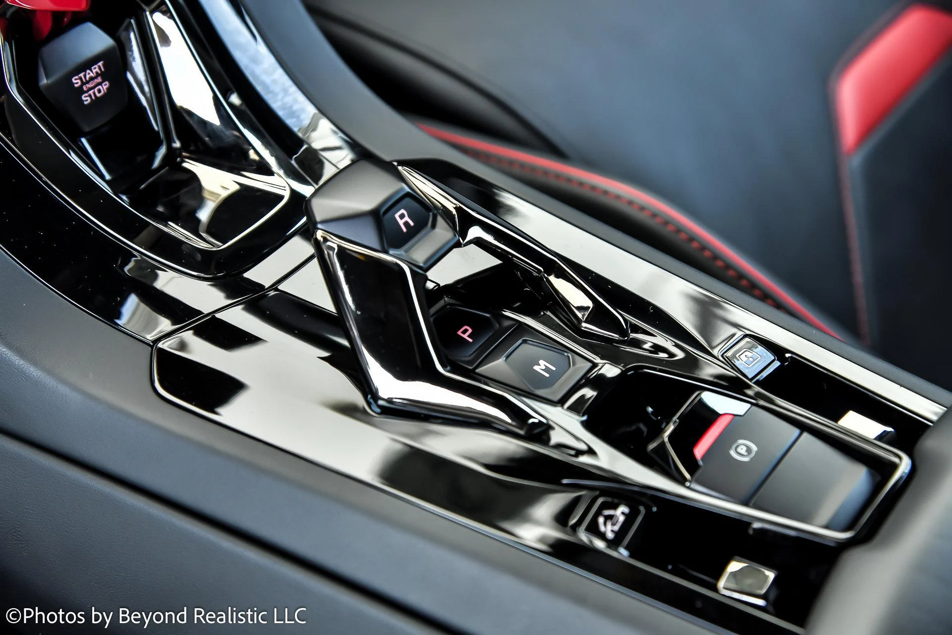 mph045_1921976318_Used_2022_Lamborghini_Huracan_EVO_EVO_1763716129_78f1f1445d