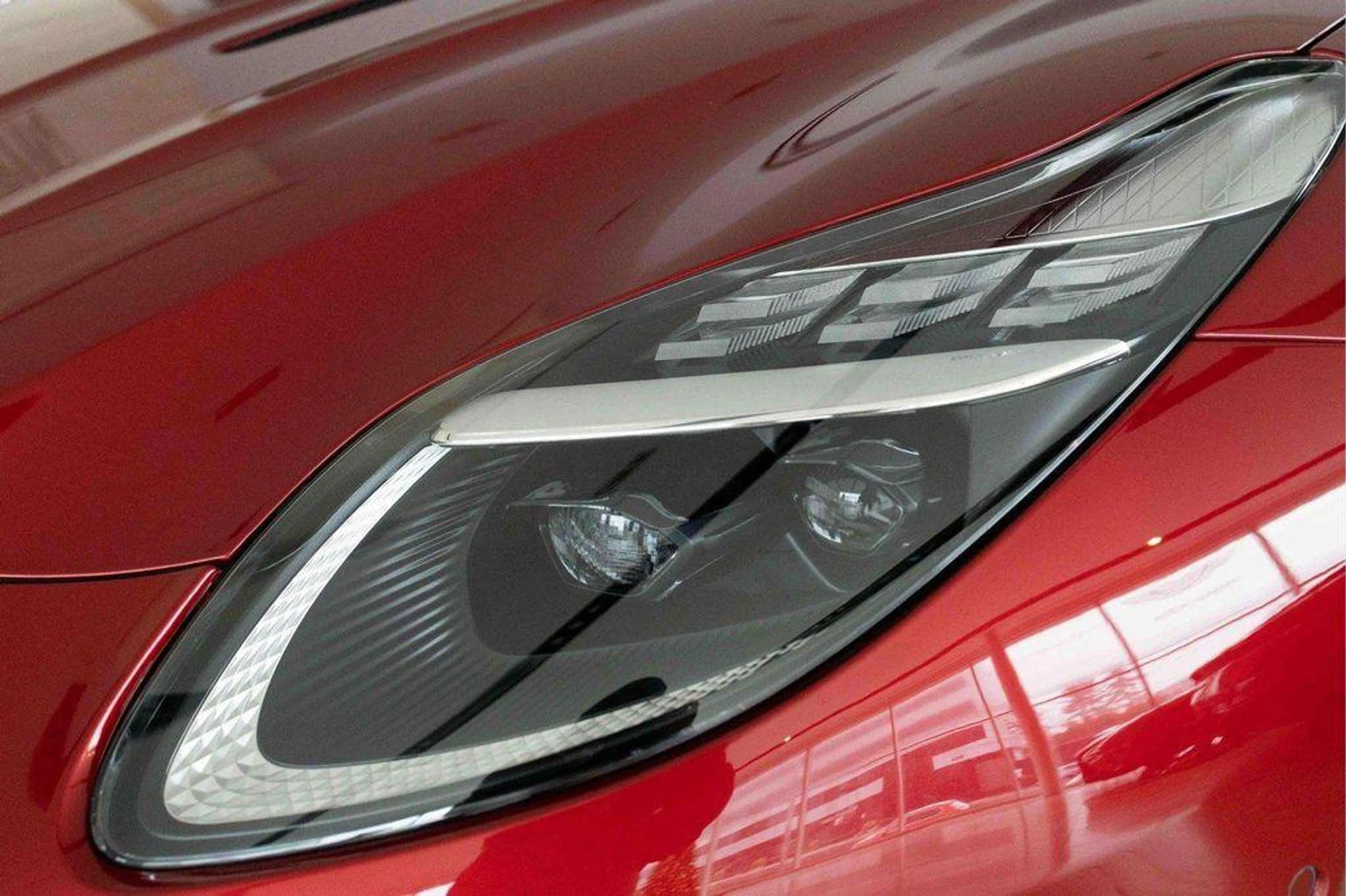 mph045_1929349828_u_T_Scp3n_QG_Tiqvp_BH_Ae0q_JF_Iv_Ng_b2b15b94f1