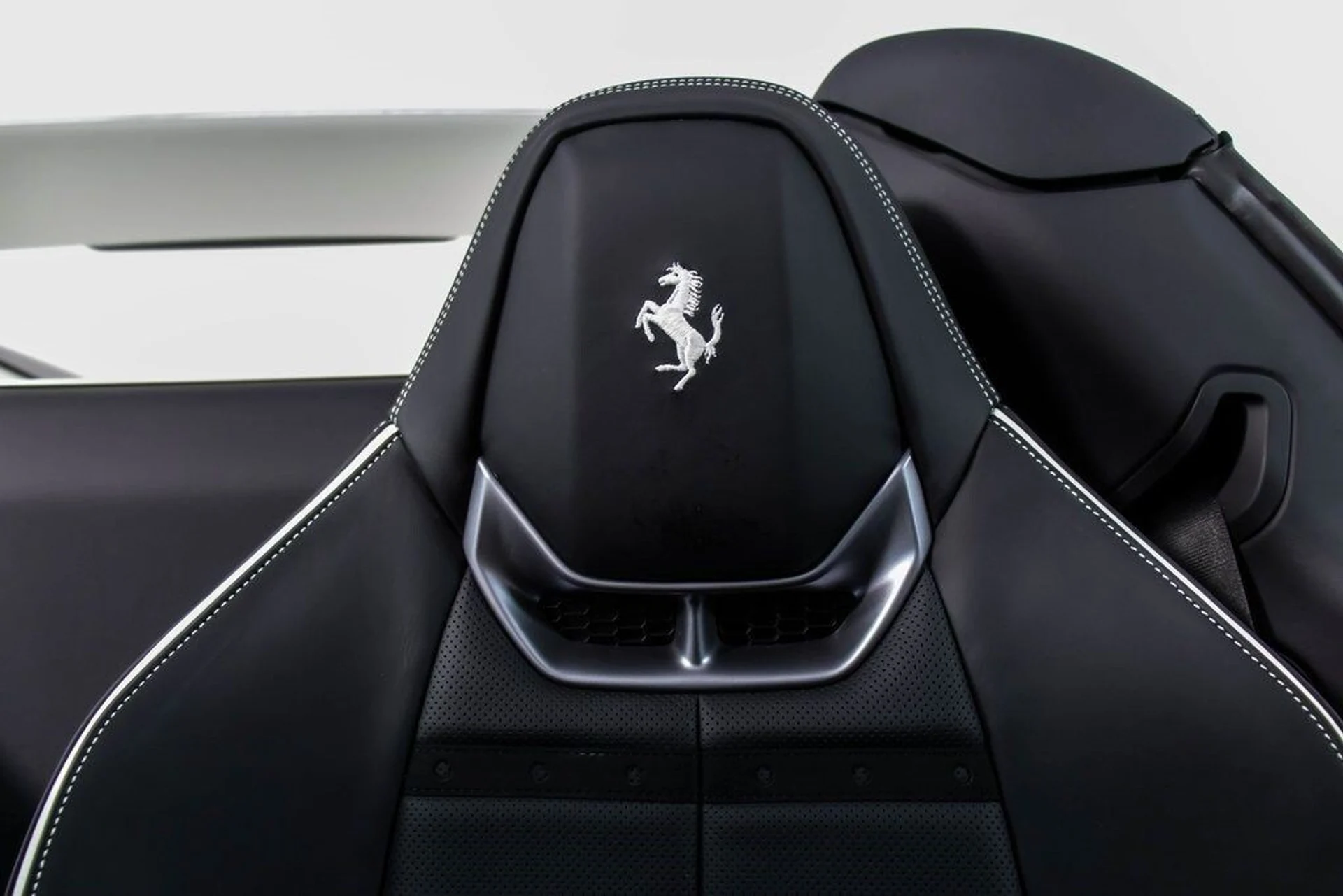 mph045_1947550773_3ee502f9a22e7fb4145b95f55c991e9bx_eca2541555