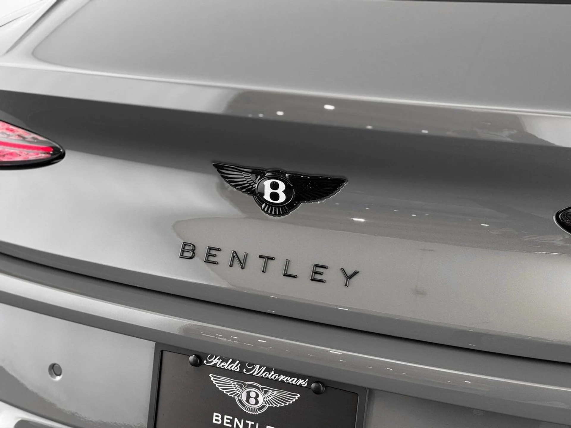 mph045_1957999185_d2958c139992bab8140af495427ab399x_19390089a2