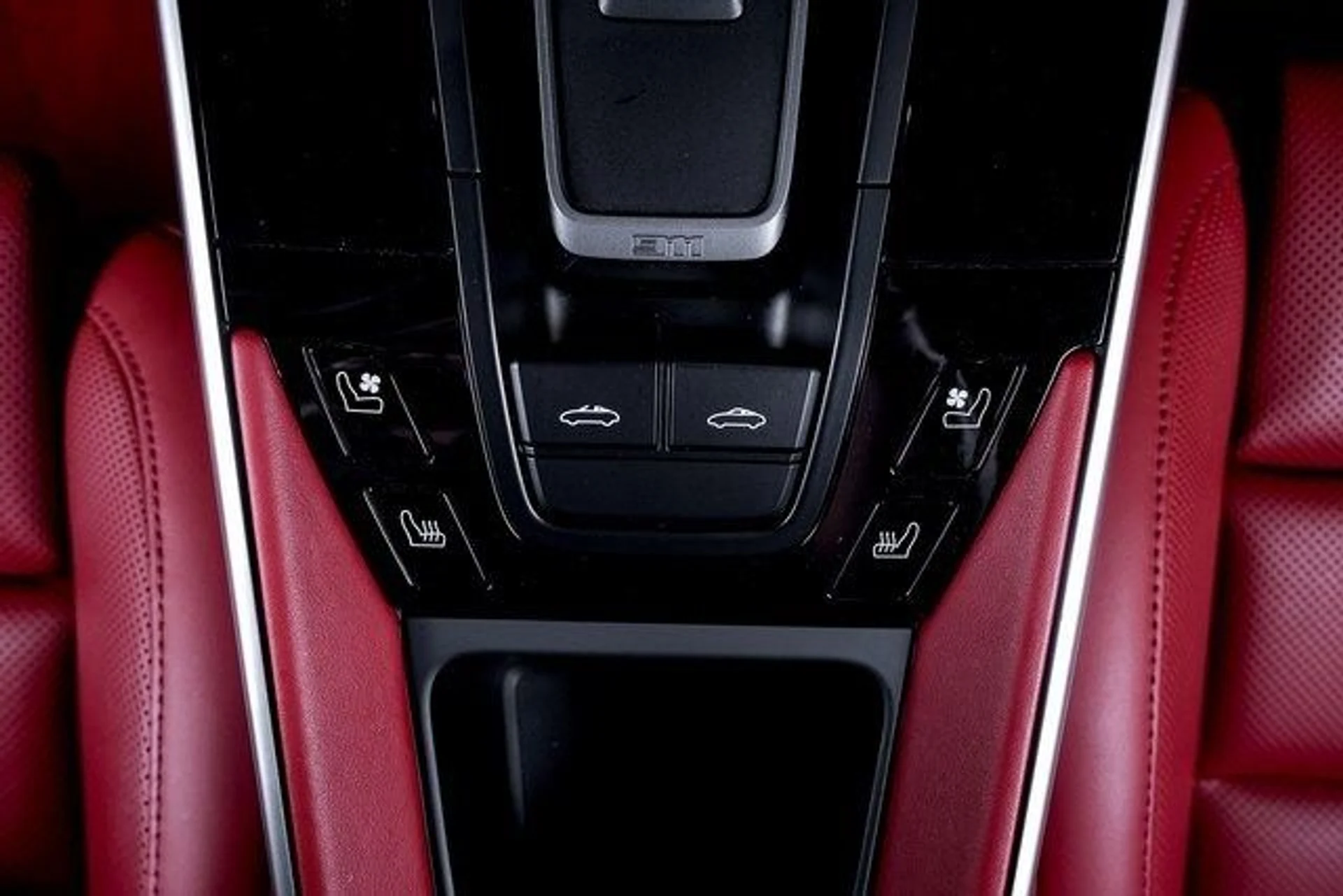 mph045_1958223401_ac28adb18f22666fd2f366eb73e329acx_7353513ce0