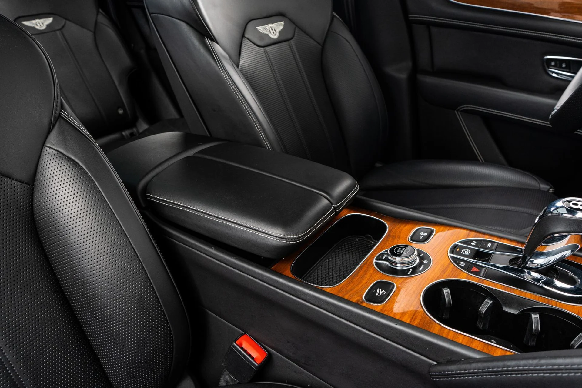 mph045_1967375916_1555a680_1de7_4b60_befd_0a45273c4915_744b9f1258