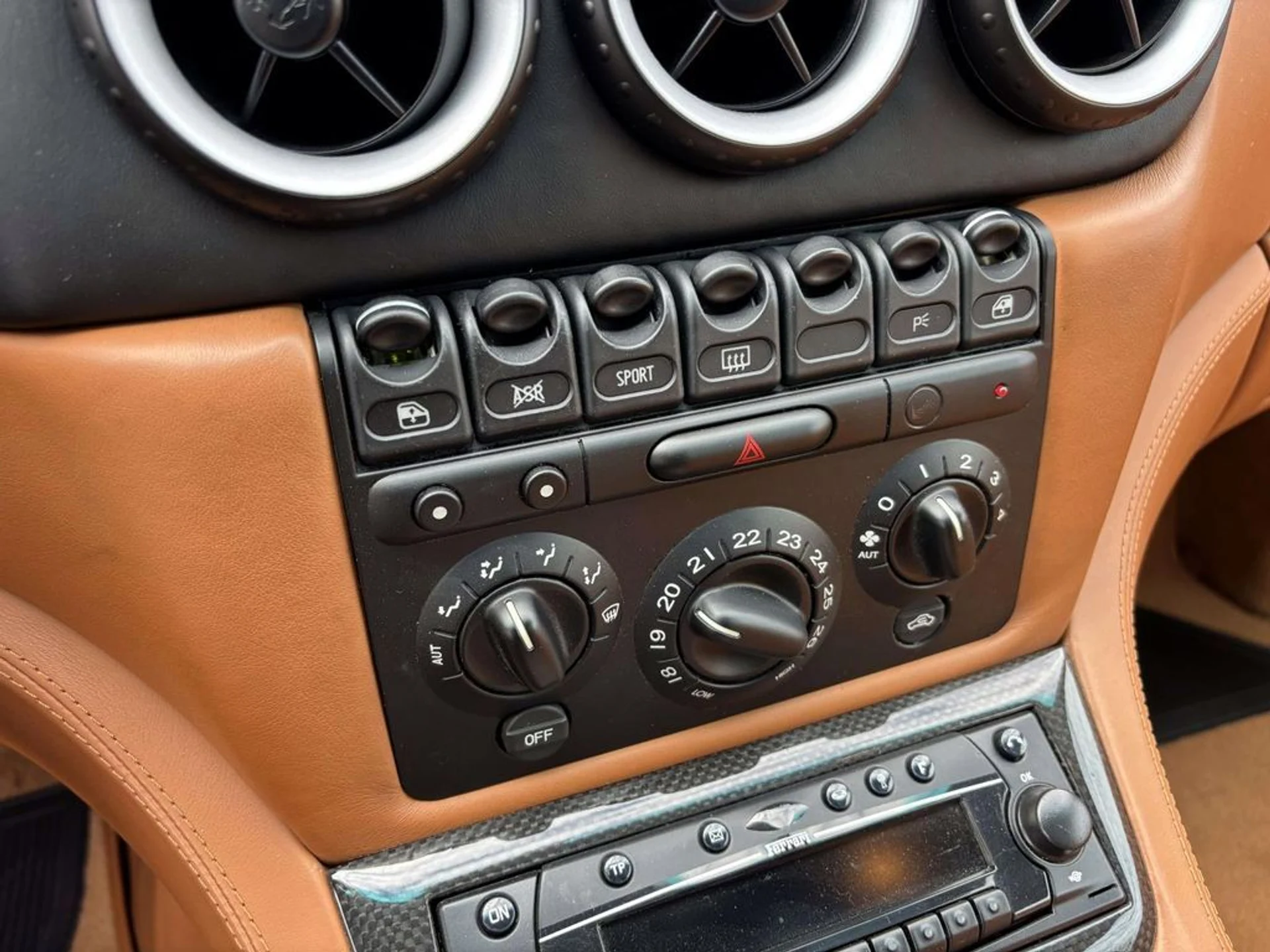 mph045_19808648_f4510c9ca0e8342c091444a7ee128f7bx_46d1b533fc