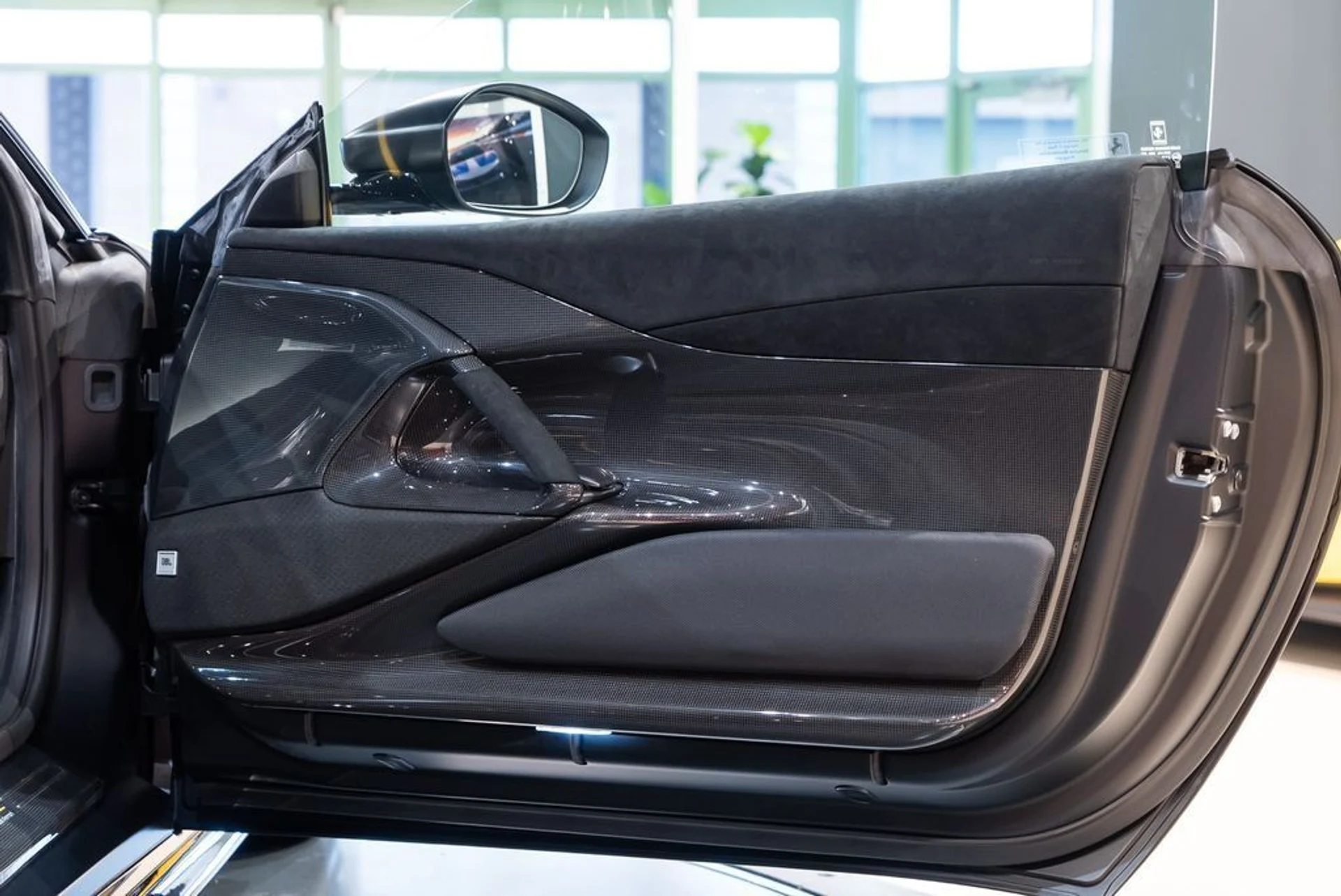 mph045_1987017796_e966557e385a766b611e738d82a4e42c_2e4f1ad673